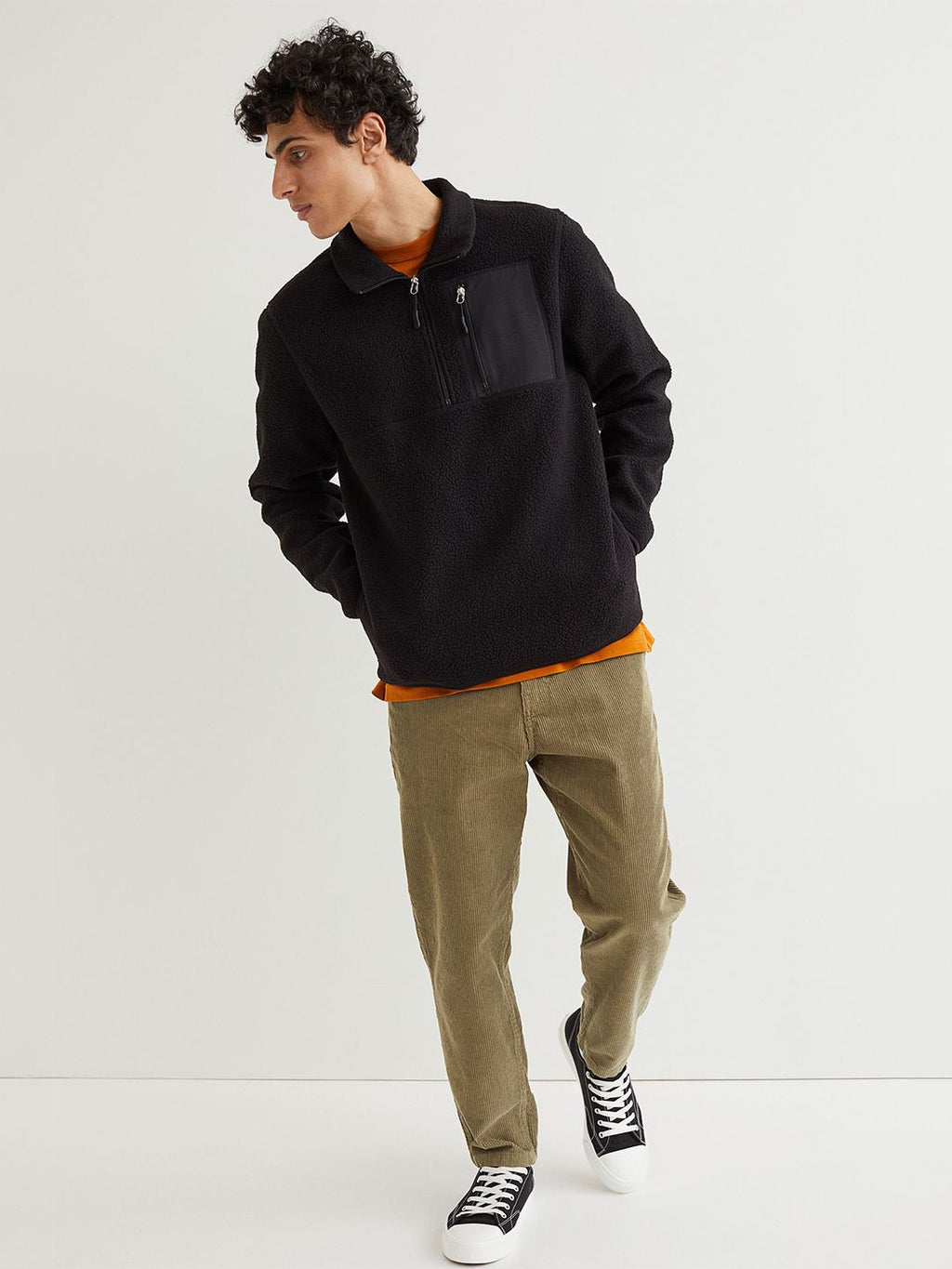  H&M Men Black Regular Fit THERMOLITE Teddy Top