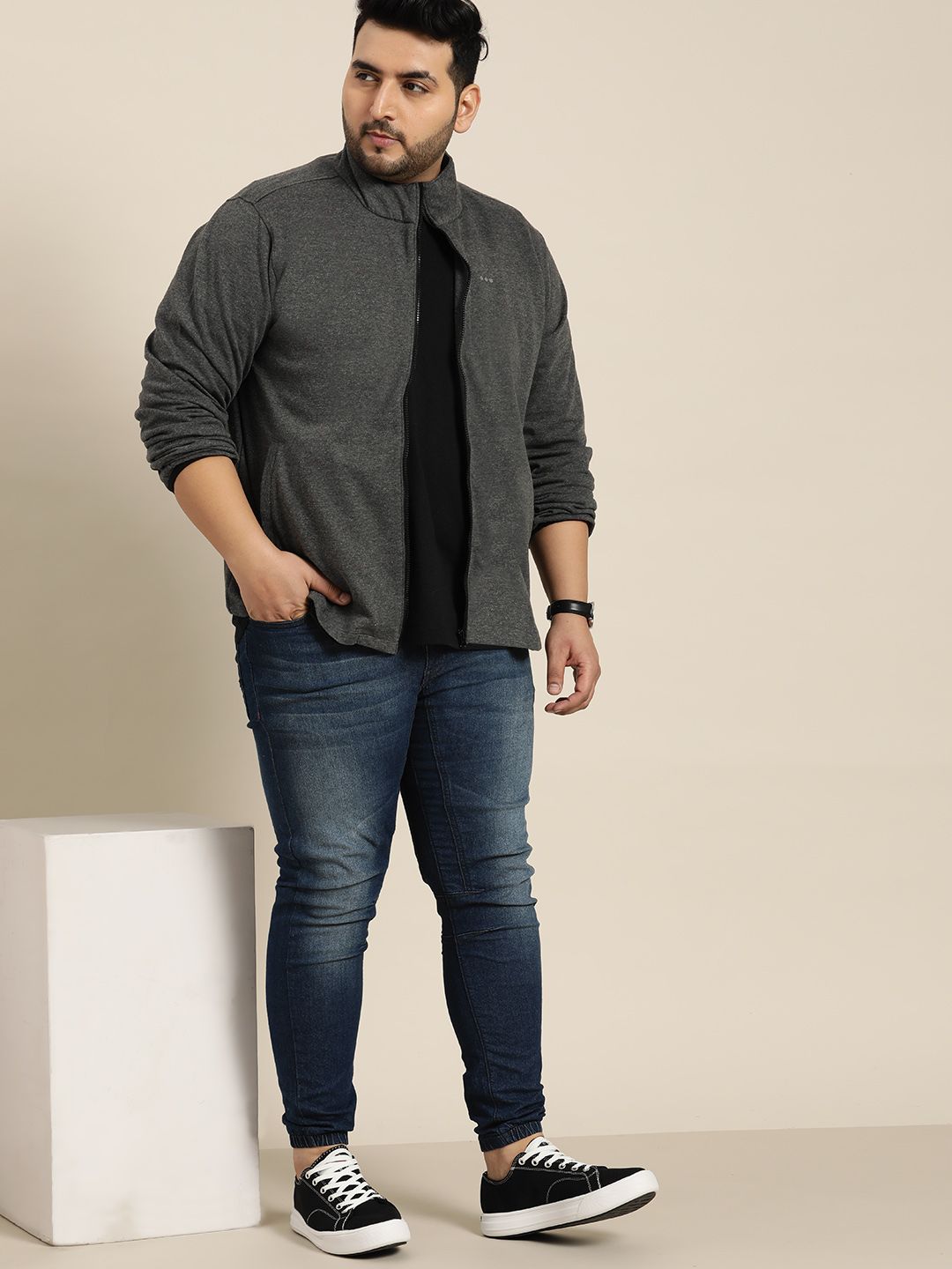  Sztori Men Plus Size Charcoal Grey Solid Sweatshirt