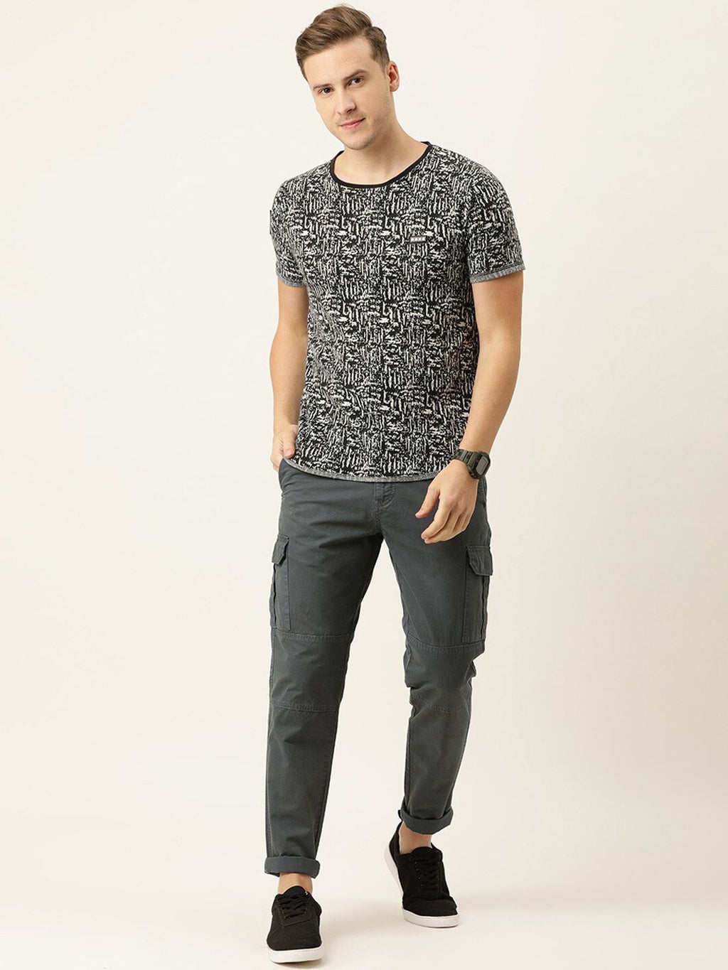  IVOC Men Grey Slim Fit Cotton Cargos Trousers