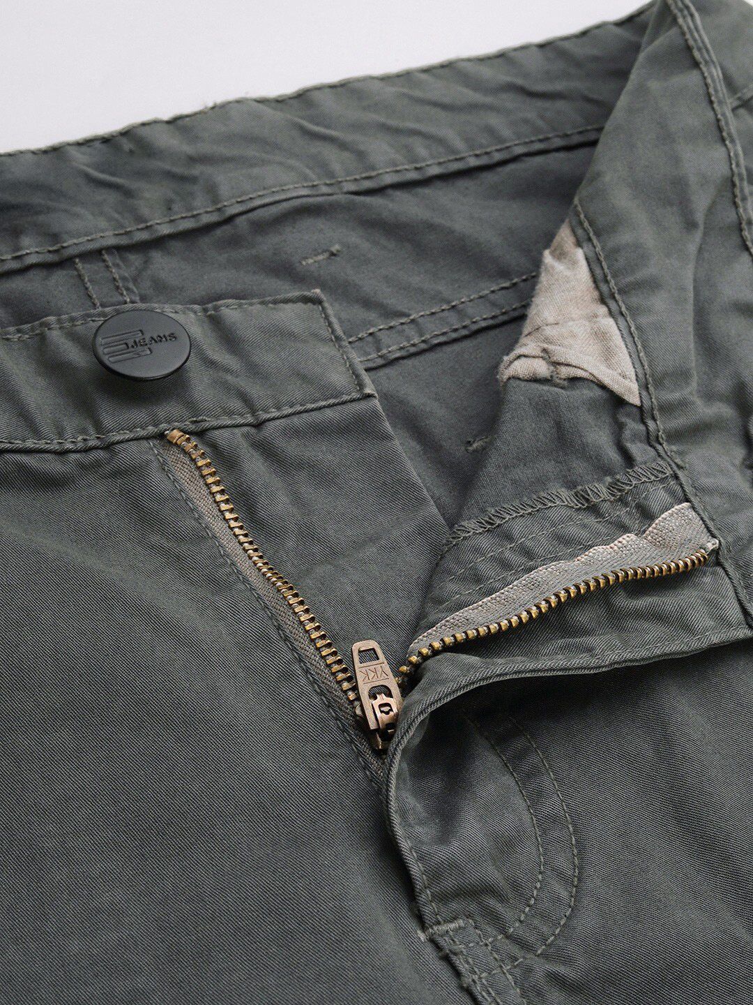  IVOC Men Grey Slim Fit Cotton Cargos Trousers