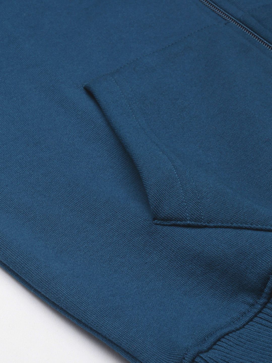  BEAT LONDON By PEPE JEANS Men Navy Blue Solid Hooded Sweatshirt With Minimal Print Detail