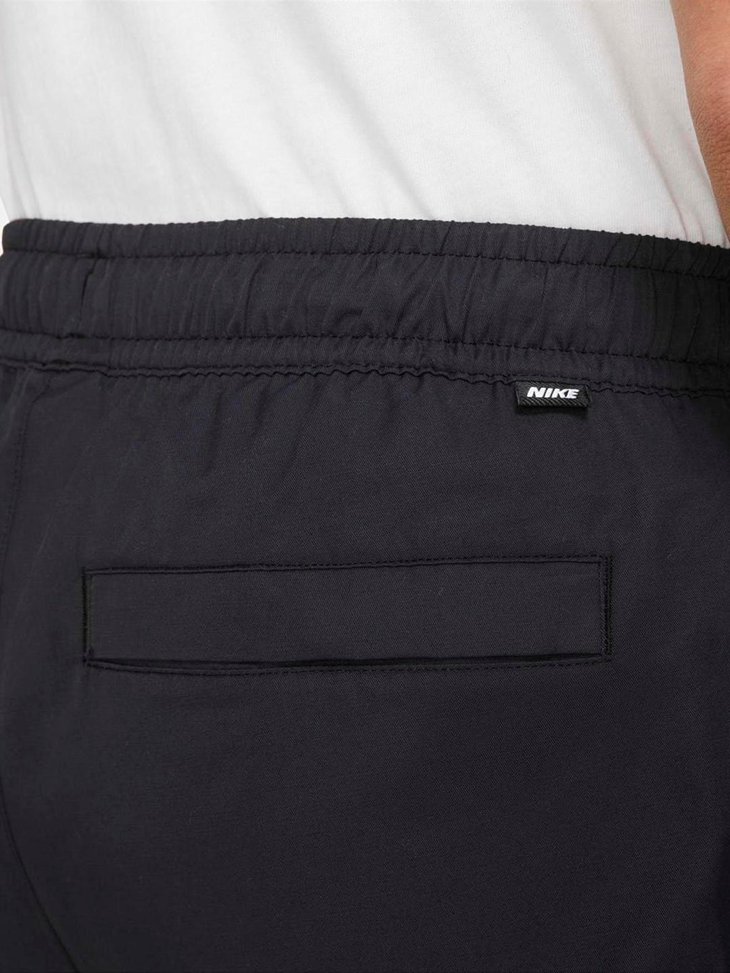  Nike Sportswear Men Black Core Track Pants