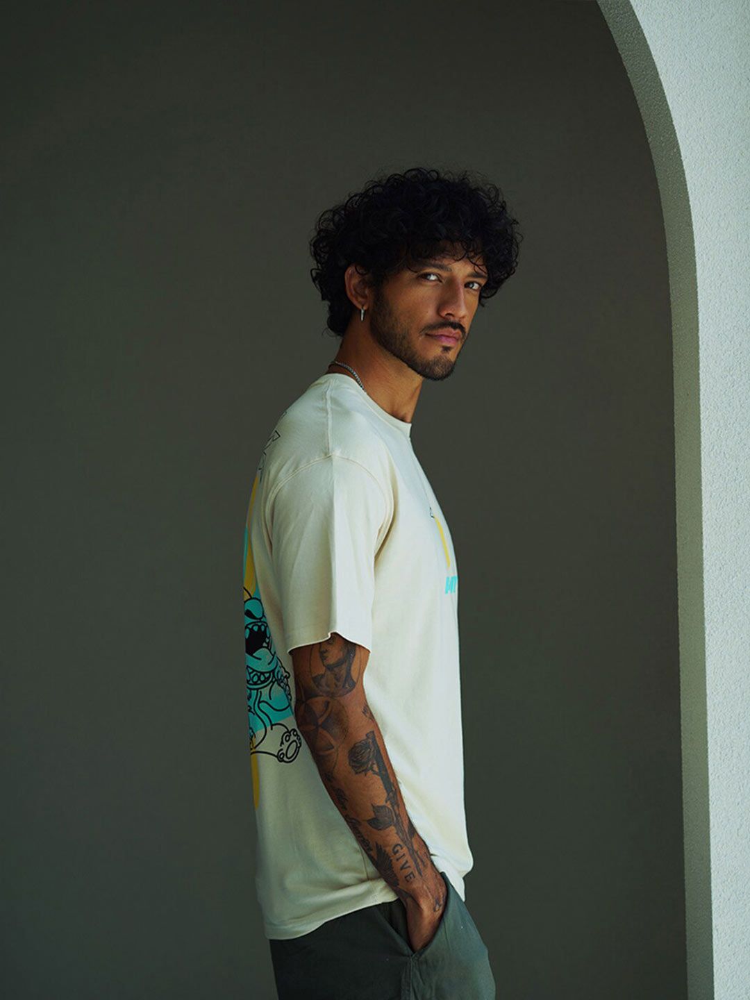  Bonkers Corner Cream-Coloured Oversized Conversational Printed Cotton T-shirt