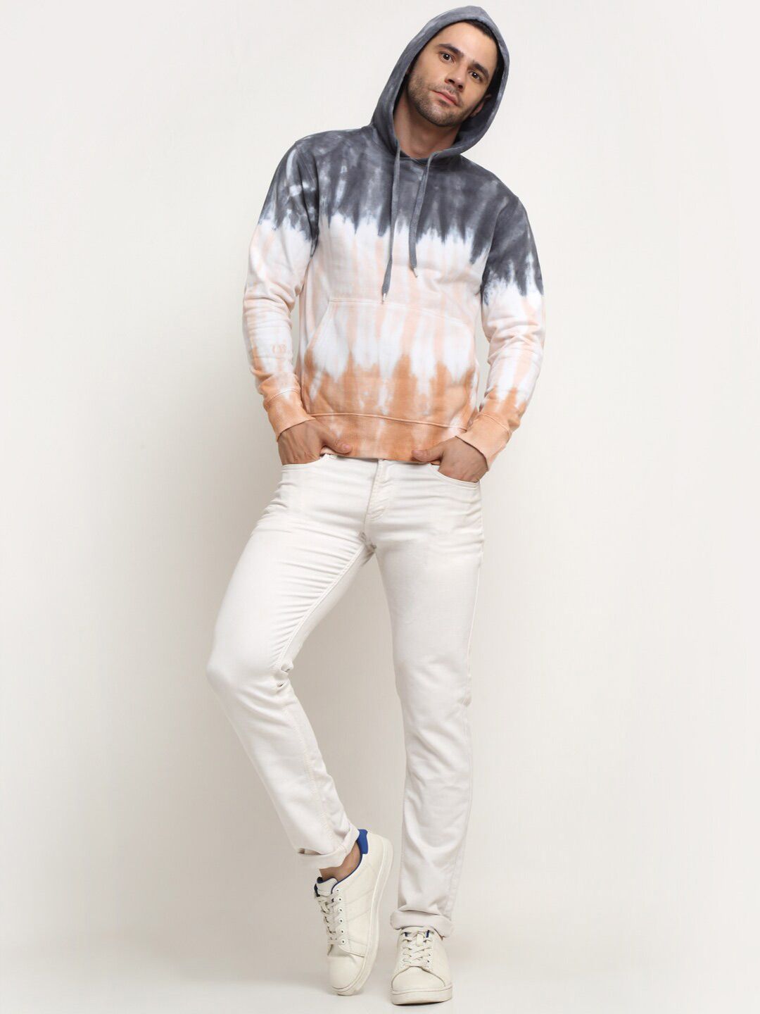  Ennoble Men Grey Printed Hooded Sweatshirt