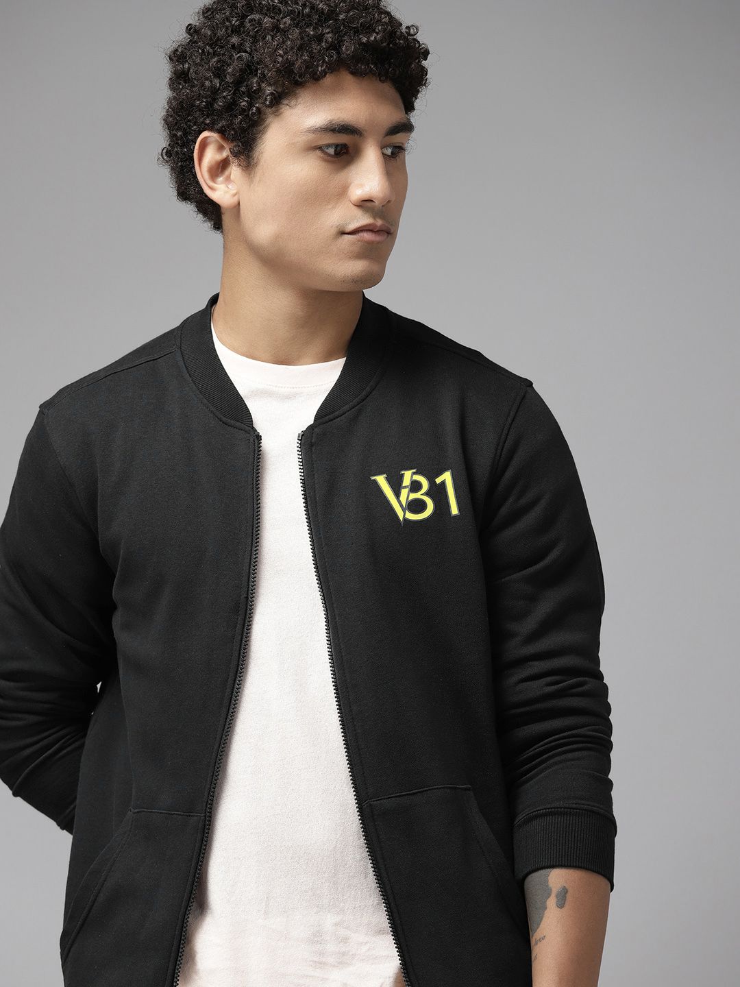  Van Heusen Men Black Solid Sweatshirt