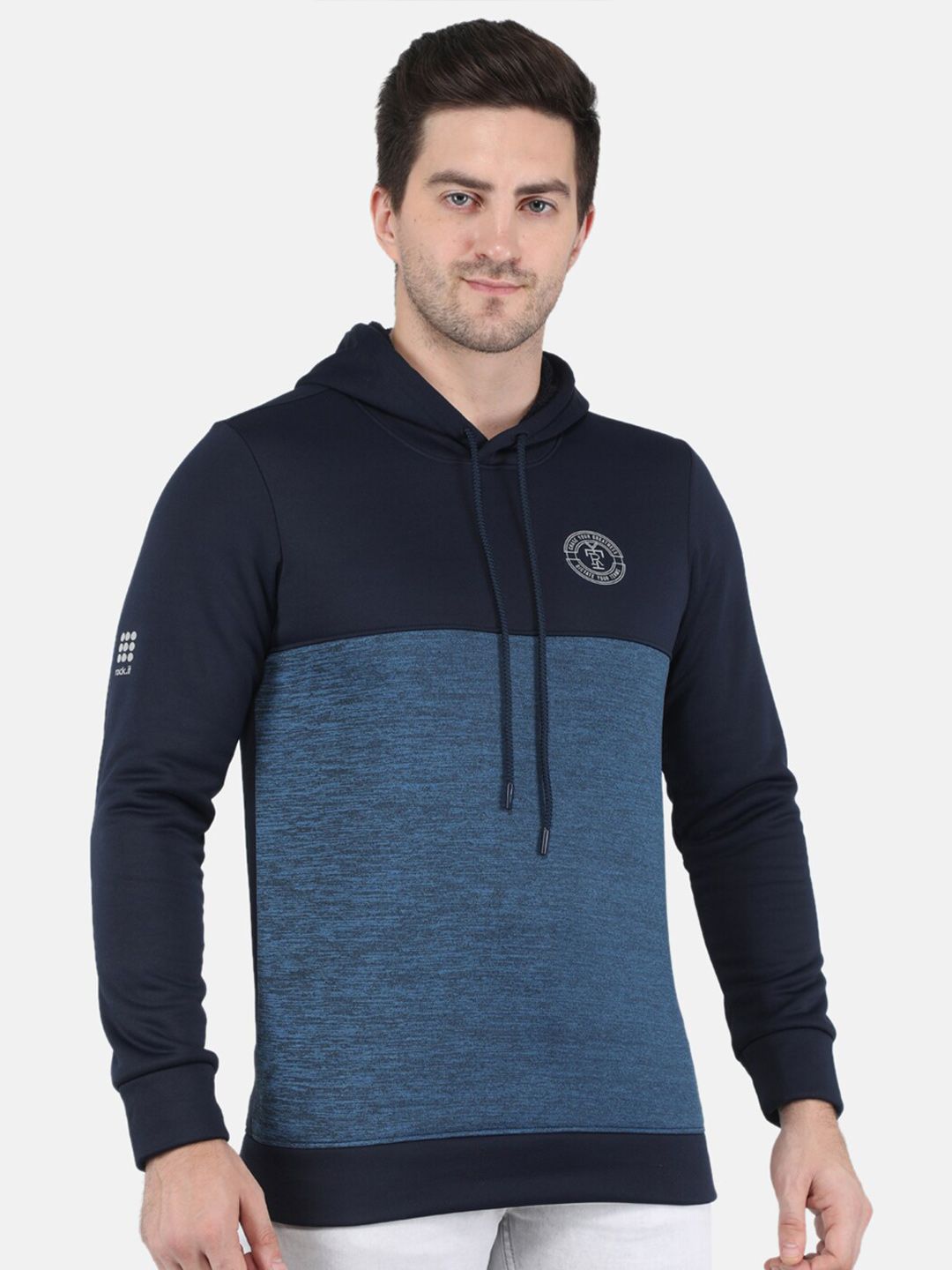  Rock It Men Black Colourblocked Hooded Sports Sweatshirt