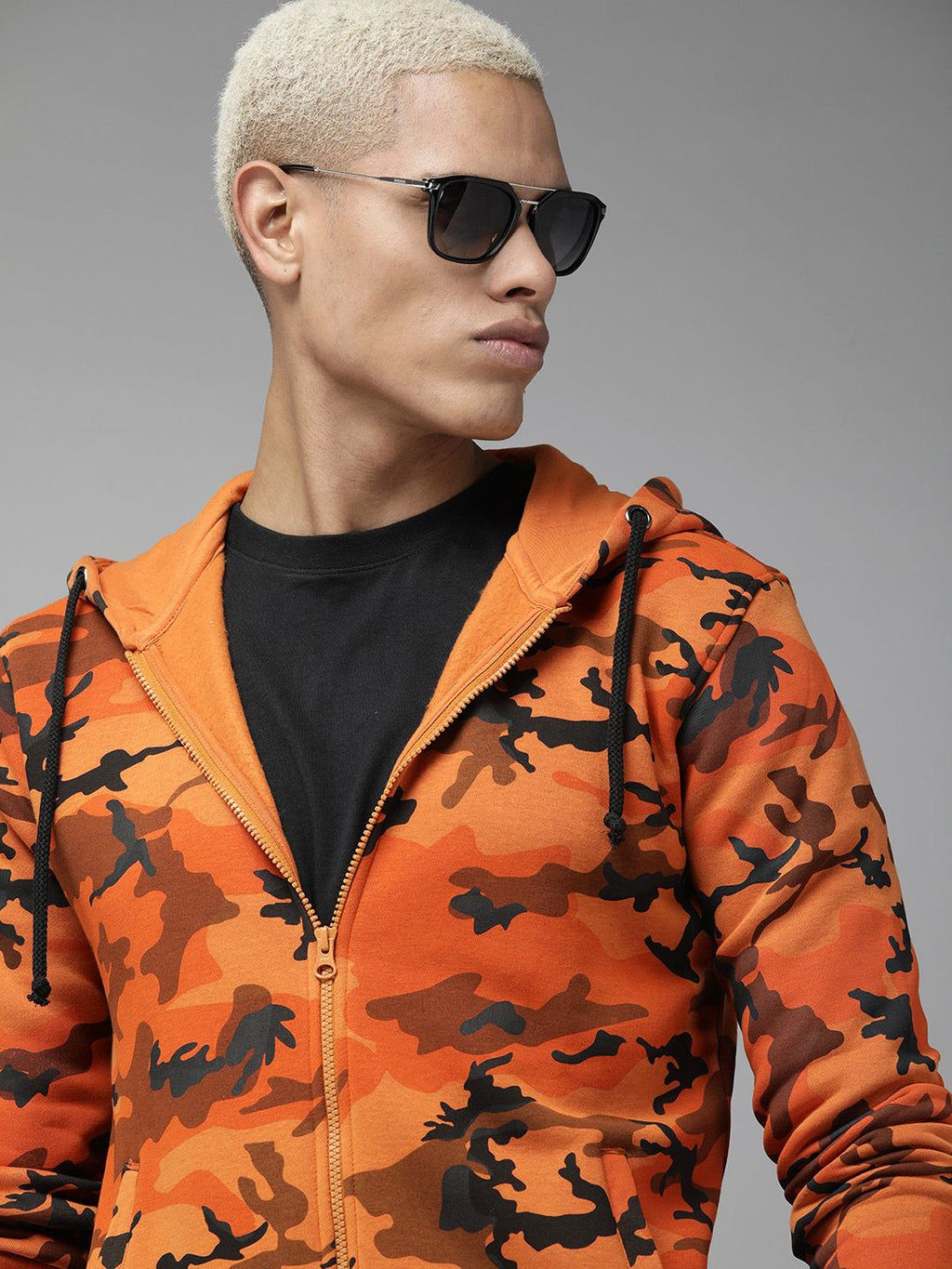  Roadster Men Printed Hooded Sweatshirt