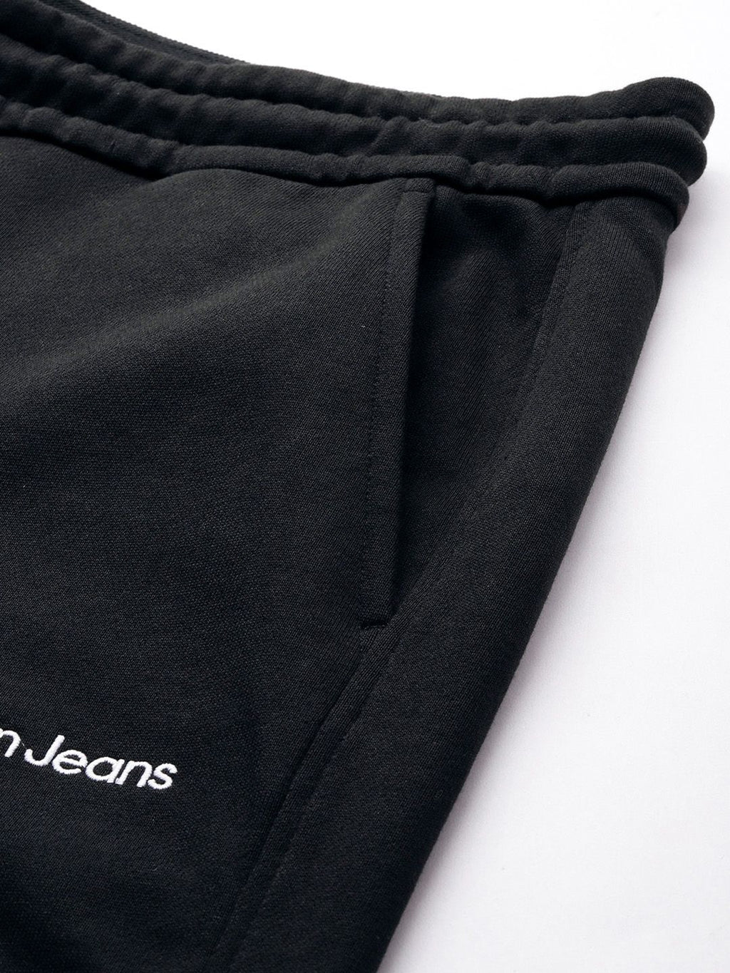  Calvin Klein Jeans Men Mid-Rise Pure Cotton Track Pants With Typography Embroidered Detail