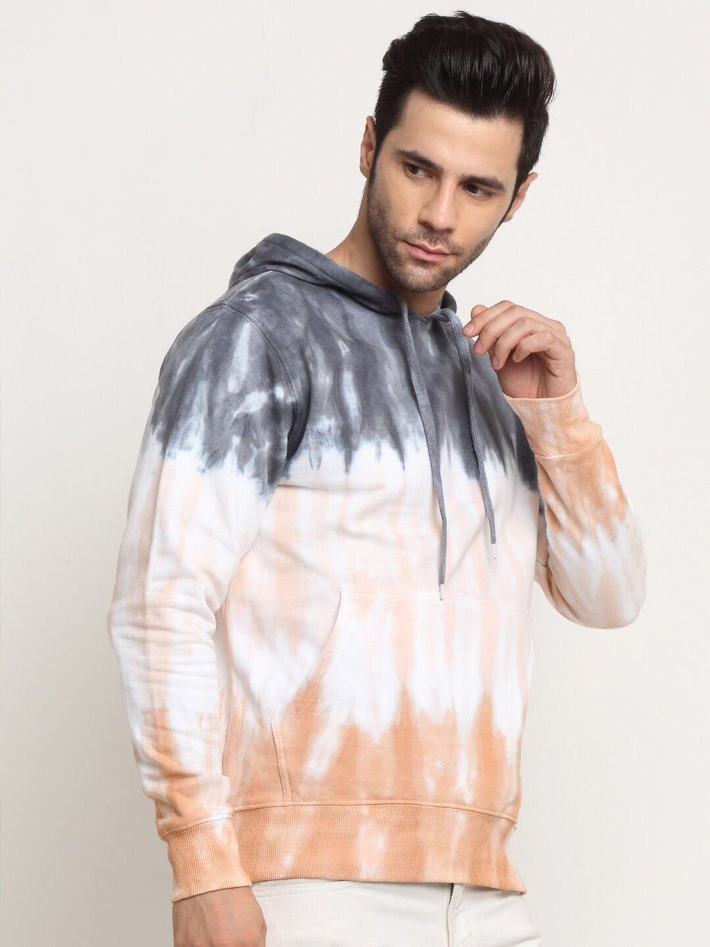  Ennoble Men Grey Printed Hooded Sweatshirt