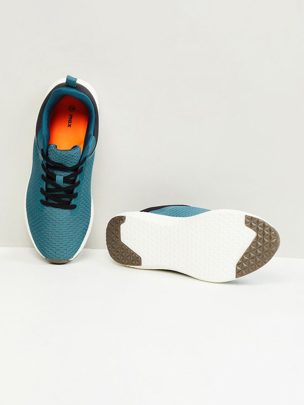  Max Men Woven Design Running Shoes