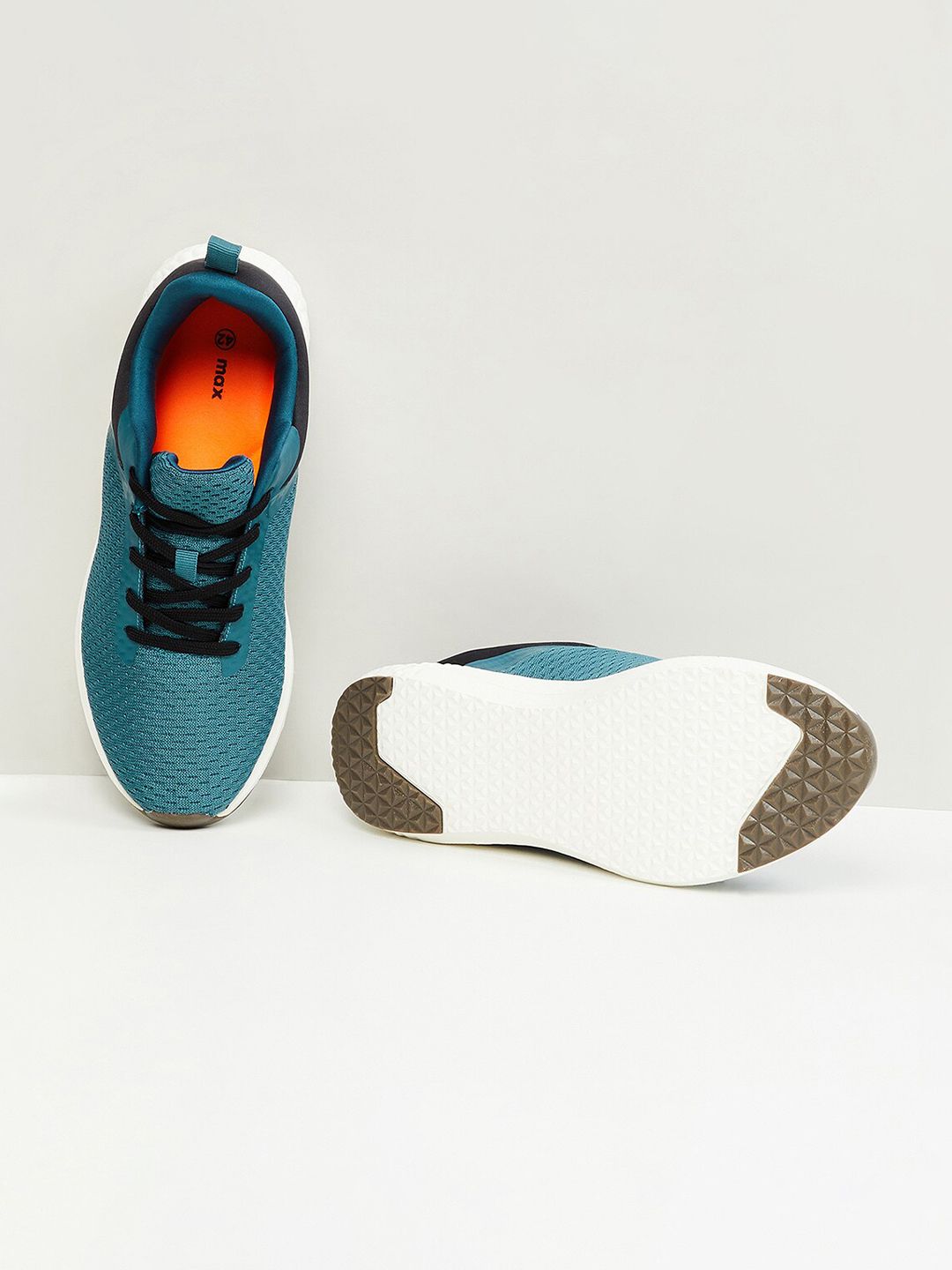  Max Men Woven Design Running Shoes