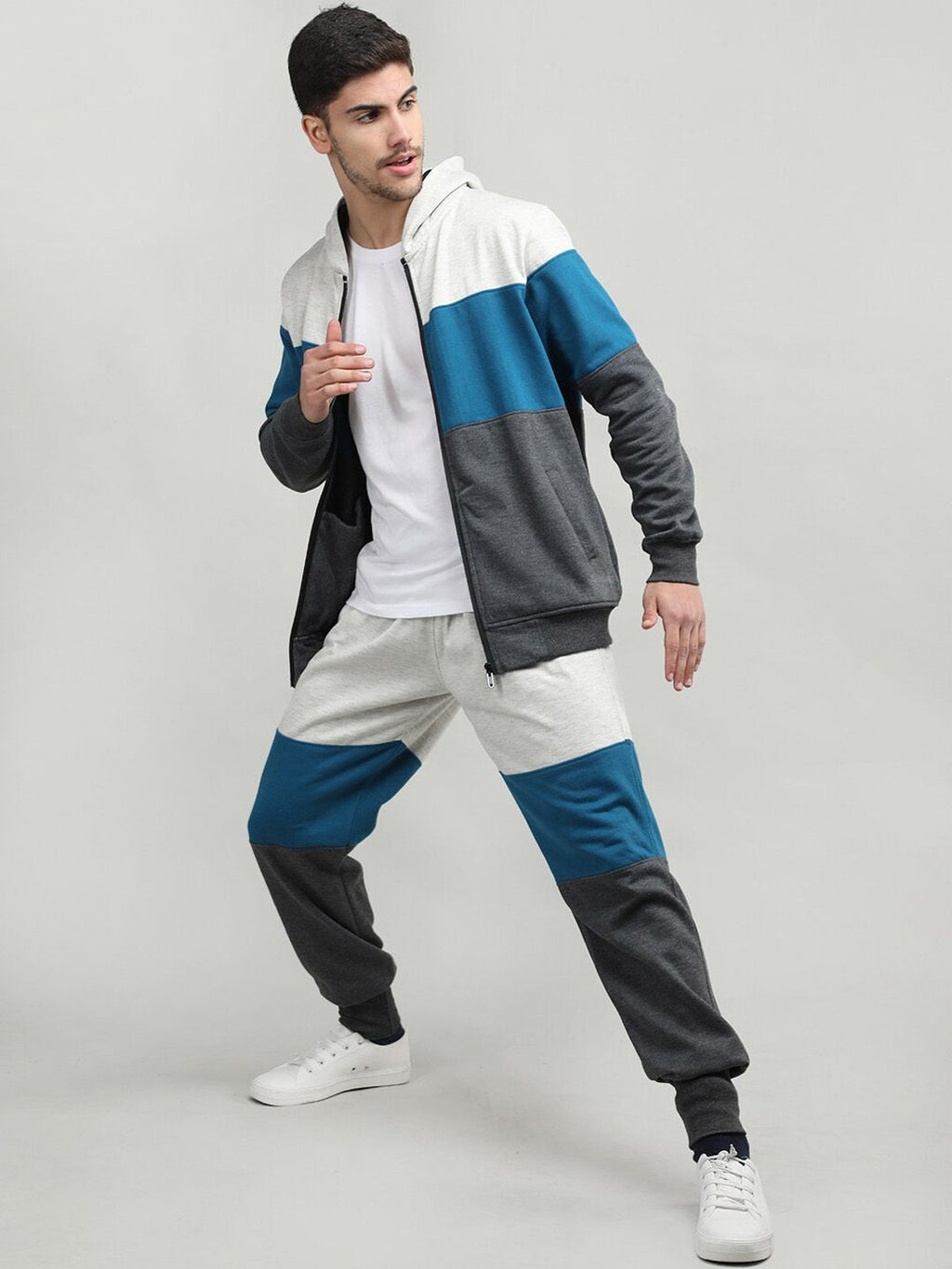  CHKOKKO Men Colorblocked Hooded Zipper Tracksuit