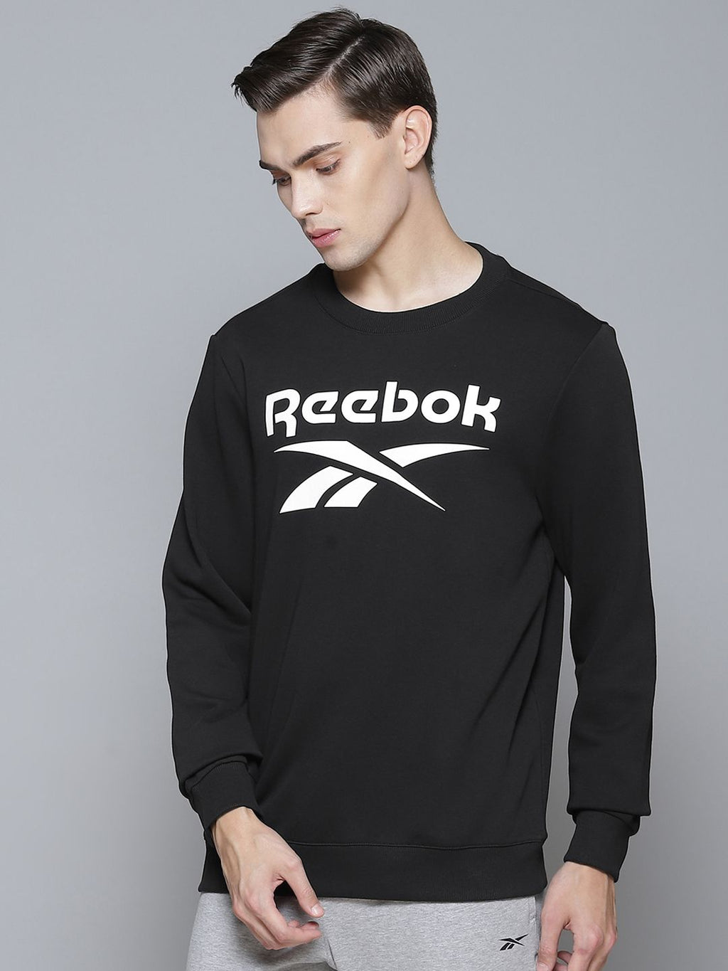  Reebok Men Black & White Brand Logo Print RI CREW Sweatshirt