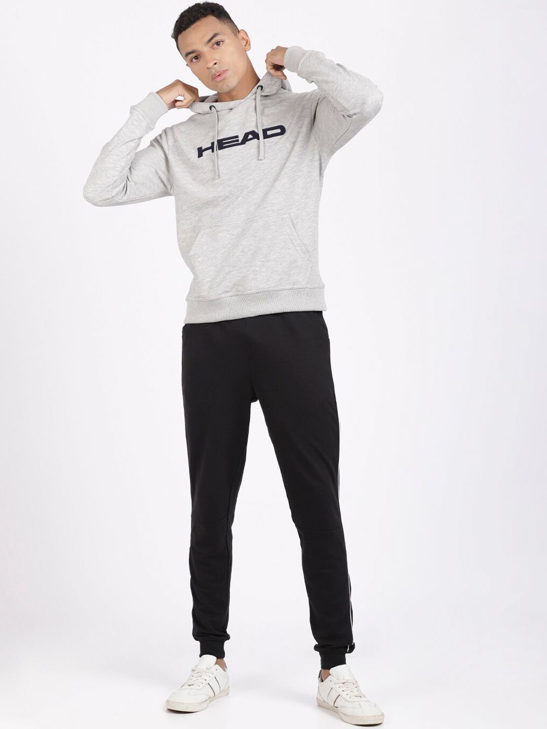 Head Men Grey Printed Hooded Sweatshirt