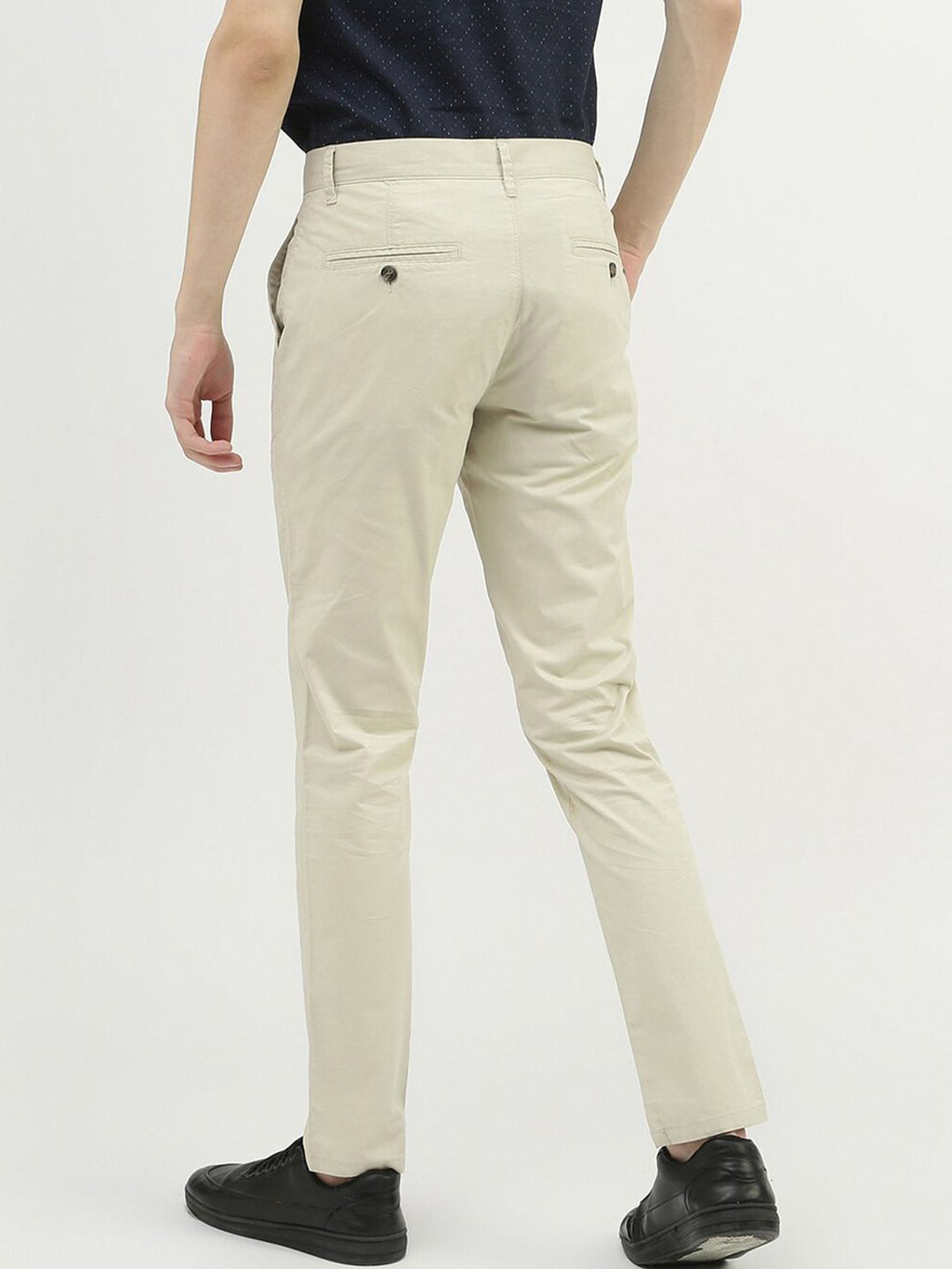  United Colors Of Benetton Men Cotton Slim Fit Chinos Trousers