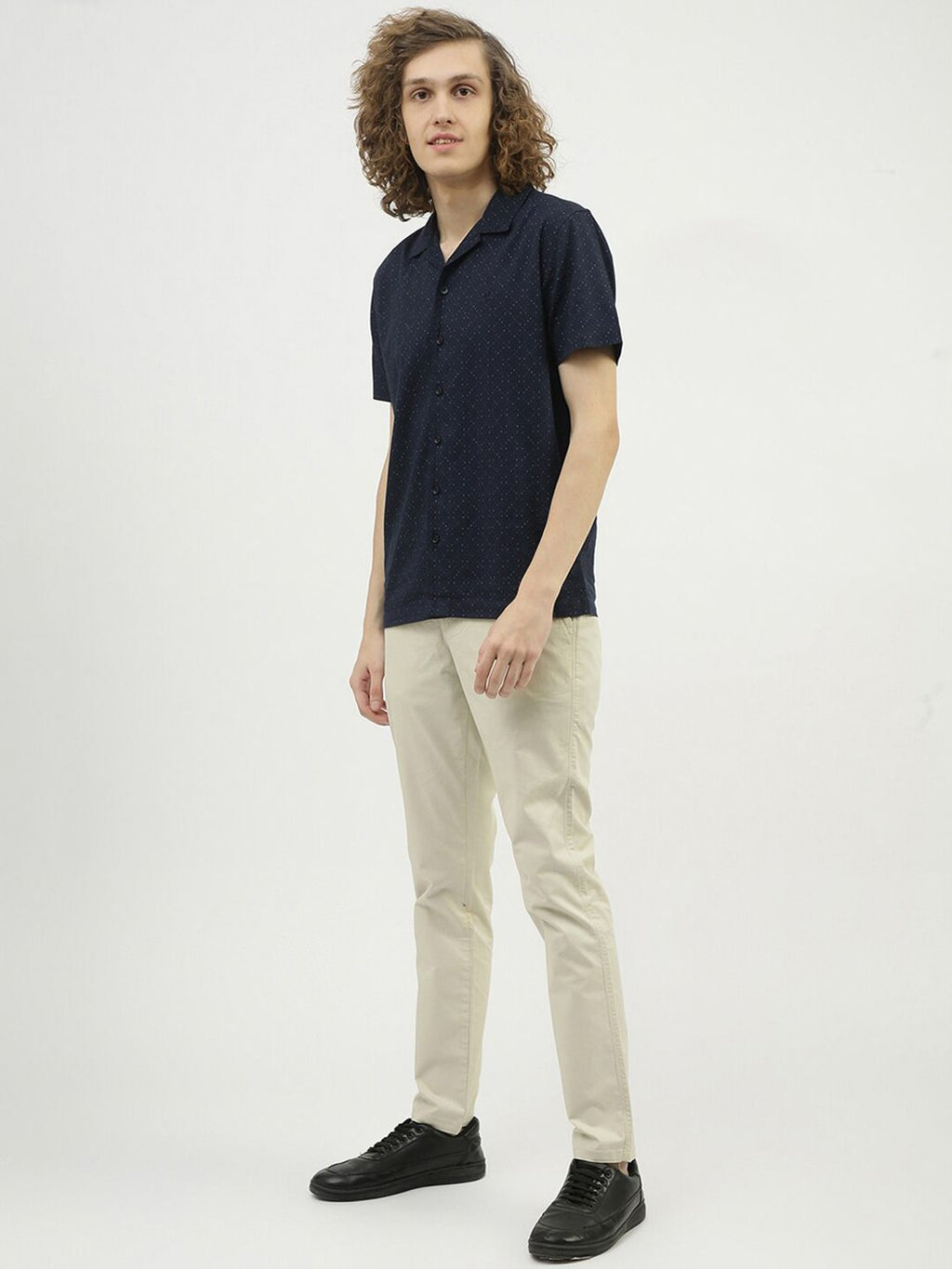  United Colors Of Benetton Men Cotton Slim Fit Chinos Trousers