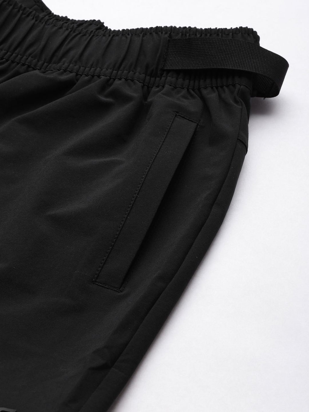  HRX By Hrithik Roshan EDGE Men Black Brand Carrier Joggers