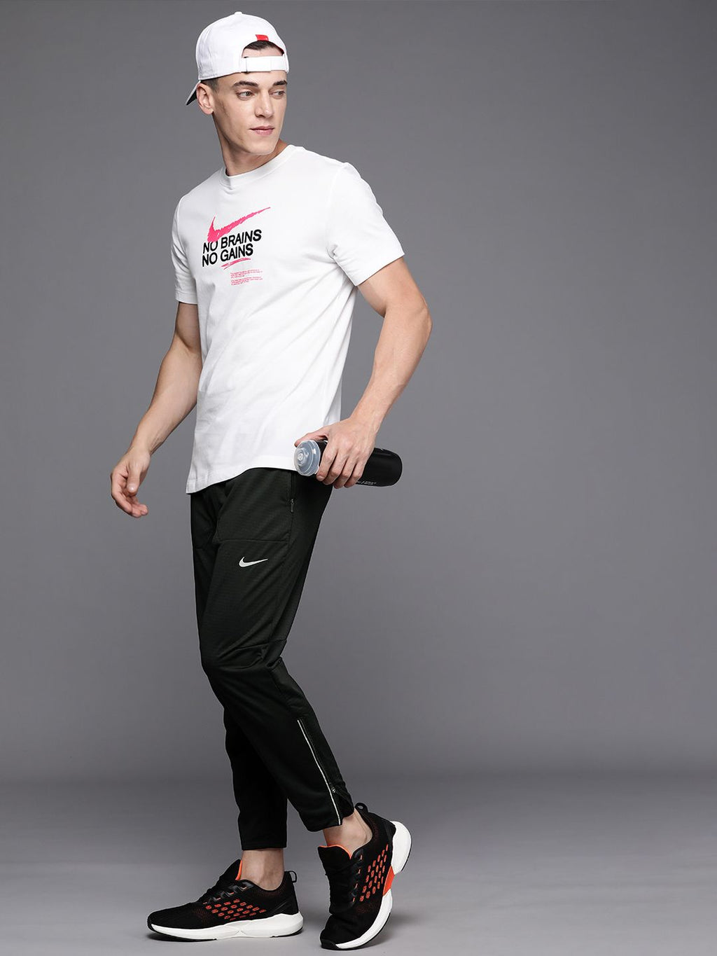  Nike Men Black Solid Dri-FIT Phenom Elite Knit Running Track Pants