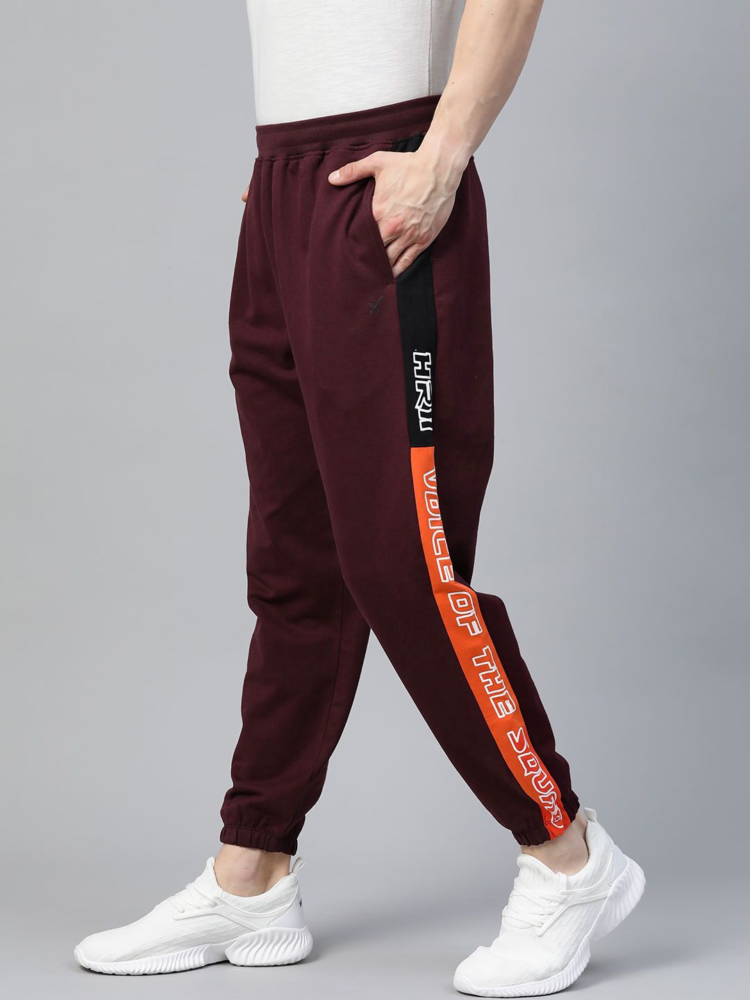  HRX By Hrithik Roshan Men Fig Typographic Regular Fit Bio-Wash Lifestyle Joggers