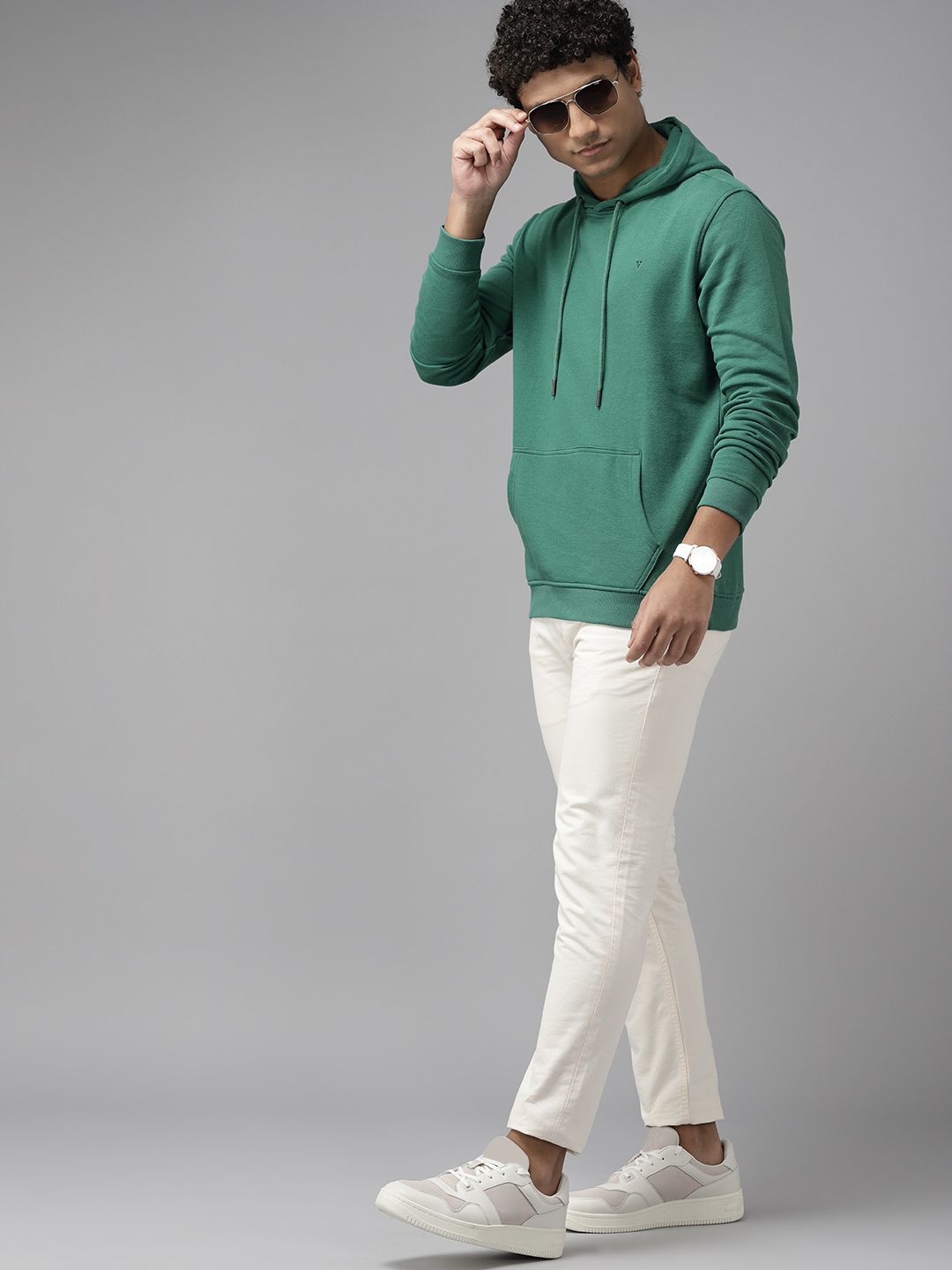  Van Heusen Men Green Solid Hooded Sweatshirt