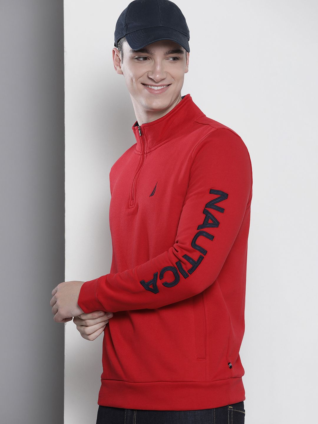  Nautica Men Sweatshirt With Embroidered Detail