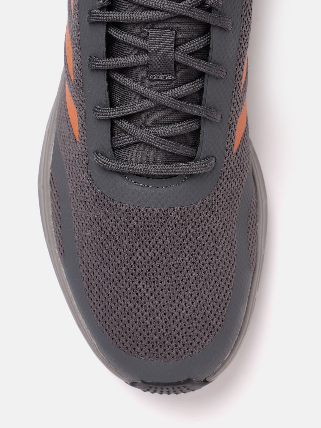  ADIDAS Men Woven Design Stunner MS Running Shoes