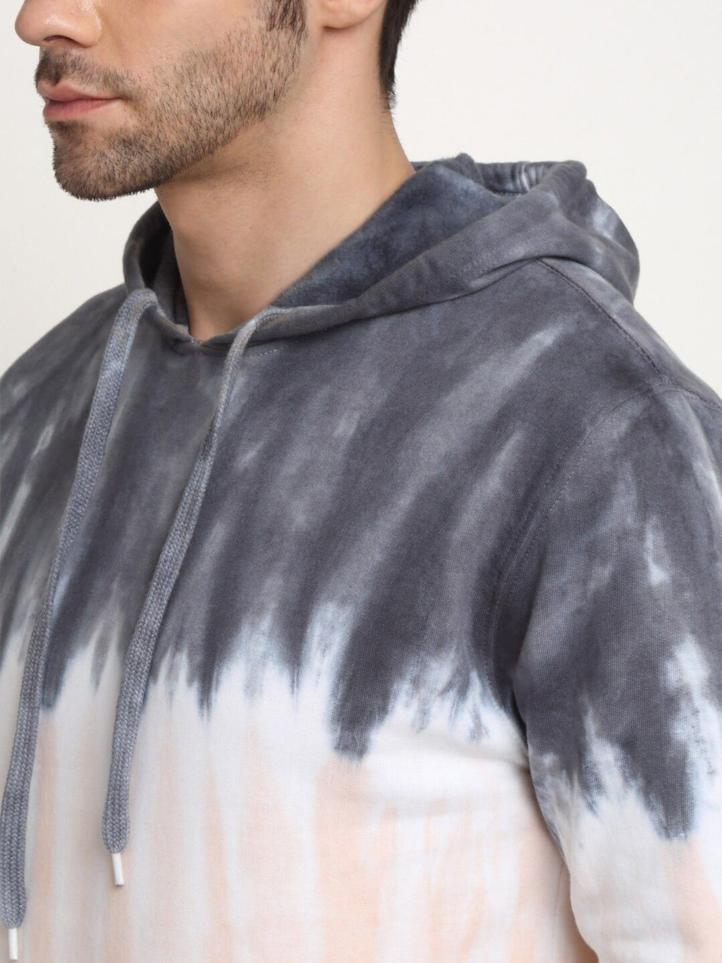  Ennoble Men Grey Printed Hooded Sweatshirt