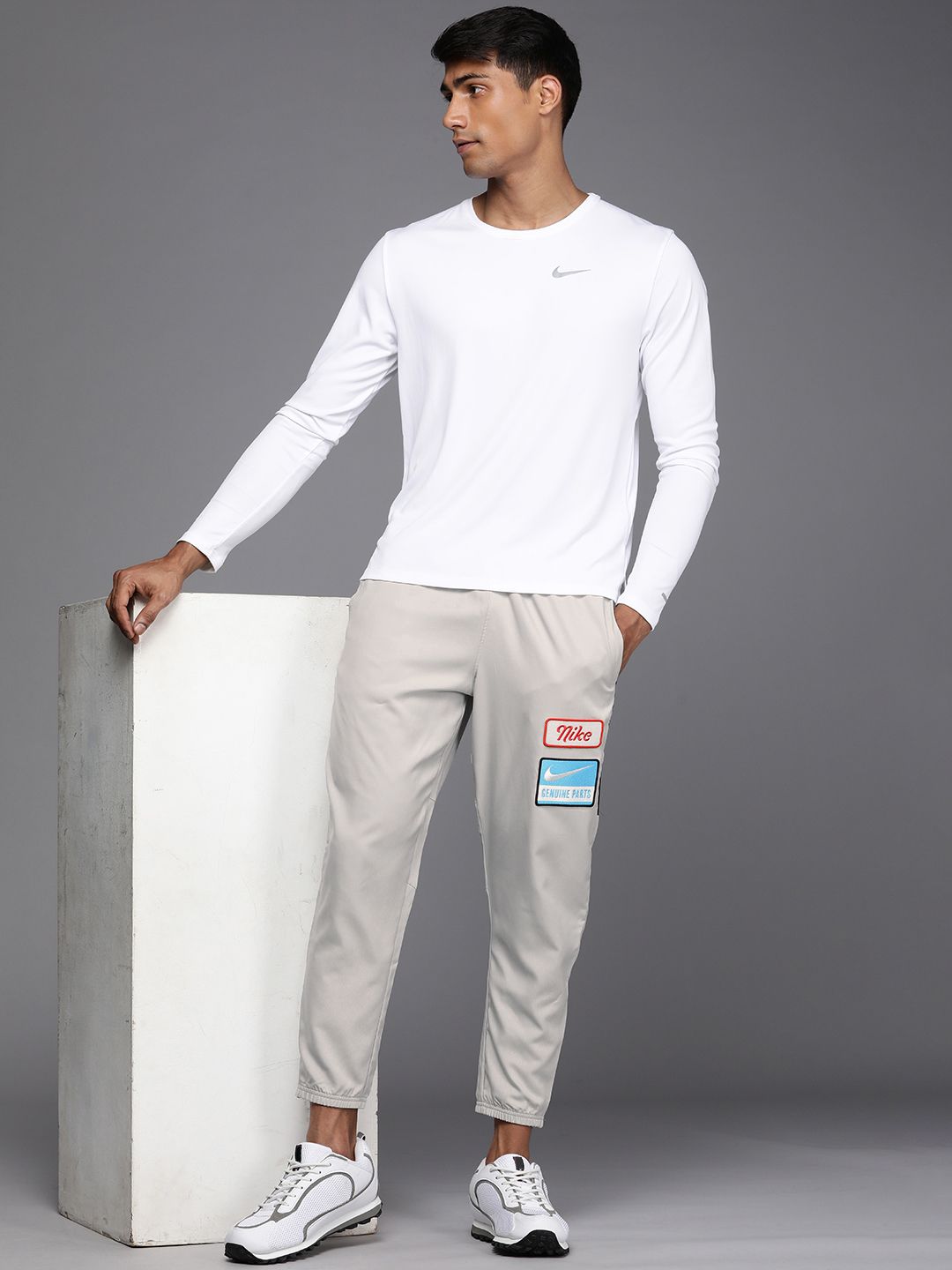  Nike Men Challenger Solid Dri-Fit Running Track Pants
