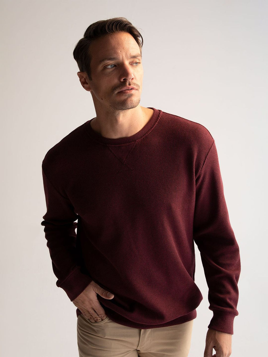  DeFacto Men Round Neck Full Sleeves Pullover Sweatshirt