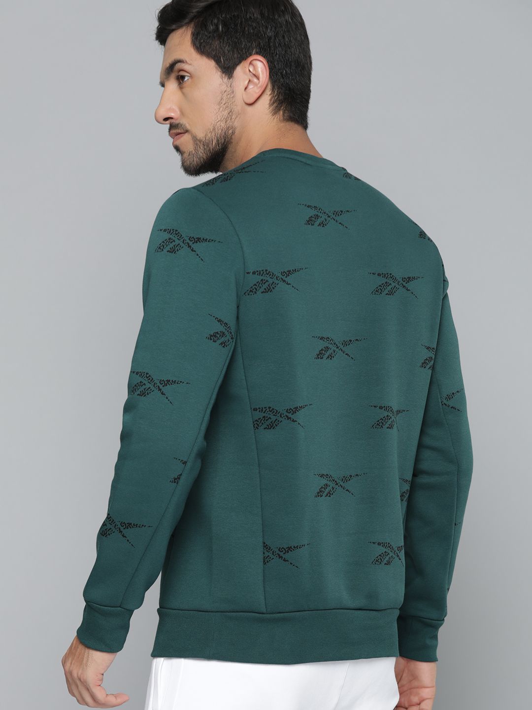  Reebok Men Green Printed AOP Sweatshirt