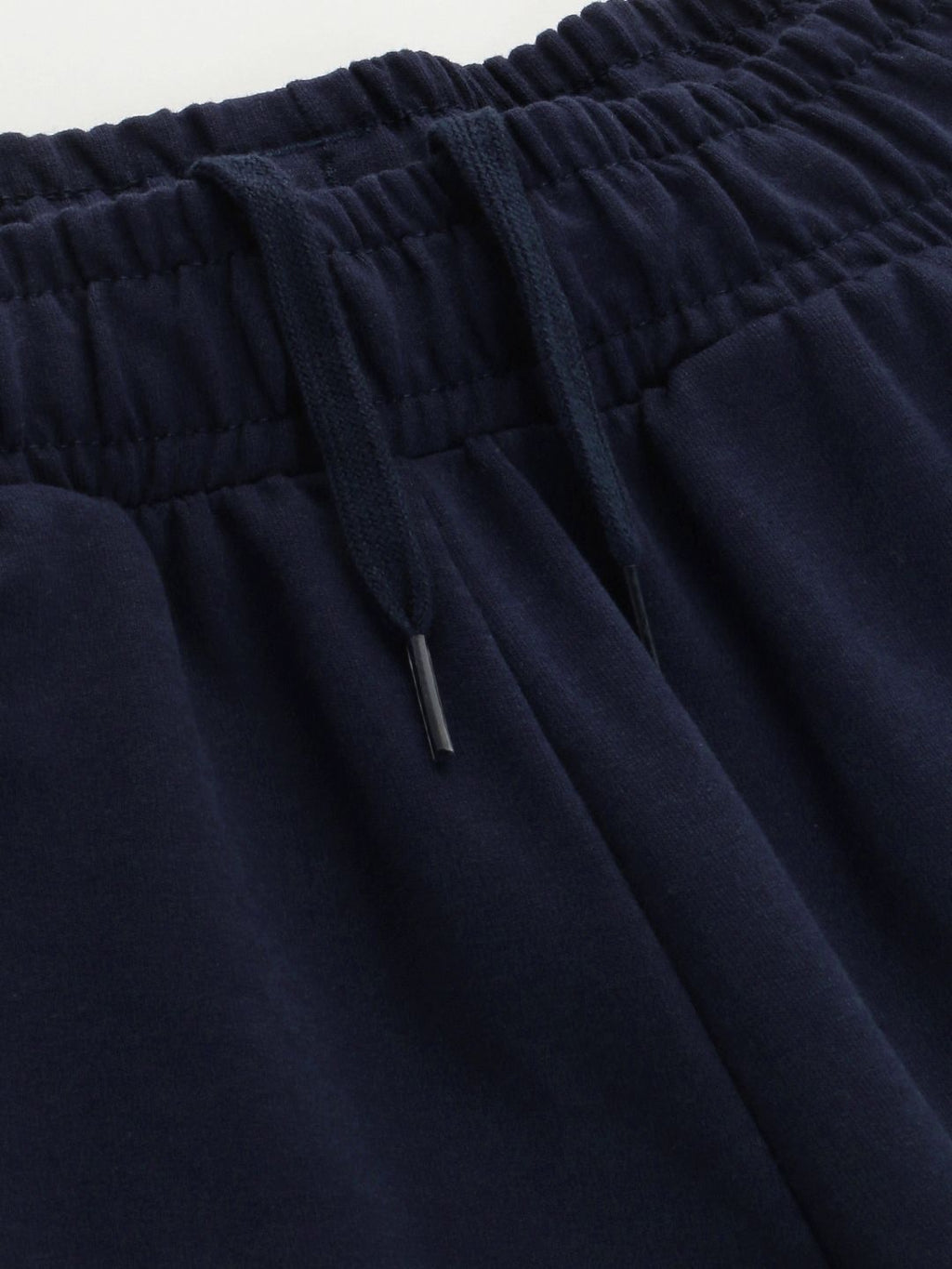  Puma Men Solid Mid Rise Joggers