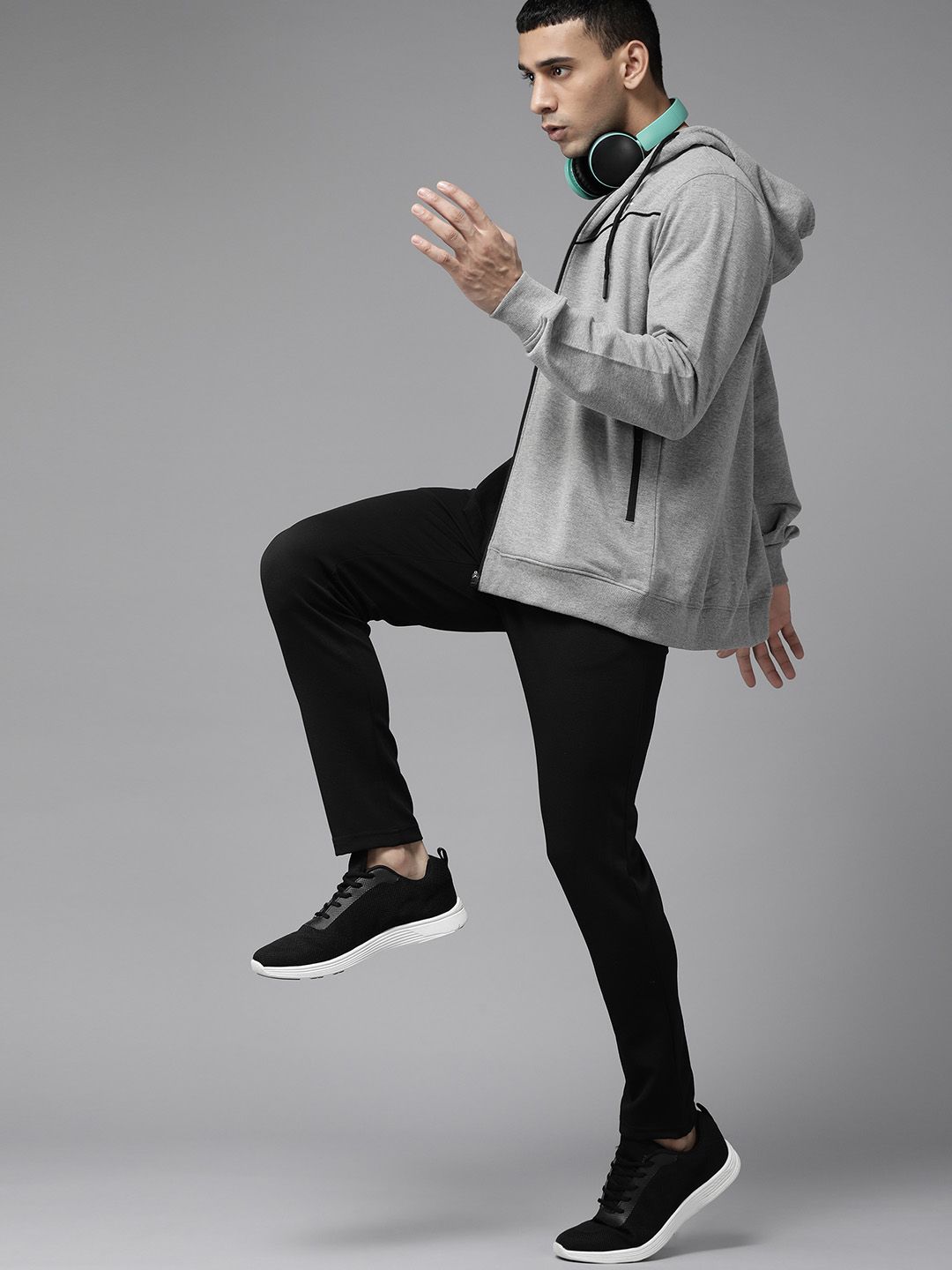  PROWL By Tiger Shroff Men Grey Melange Solid Hooded Sweatshirt
