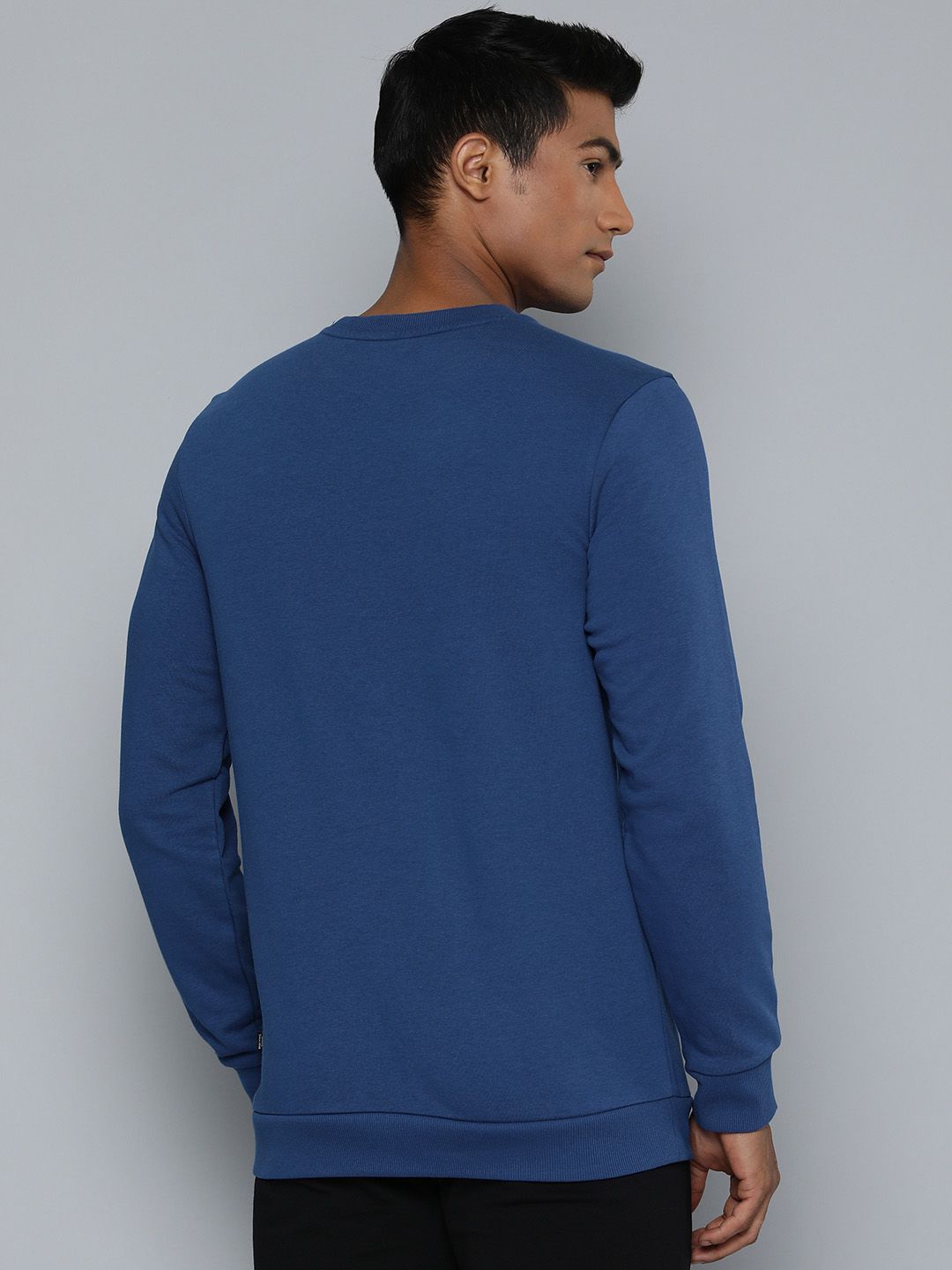  Puma Men Crew Regular Fit Sweatshirt With Printed Detail