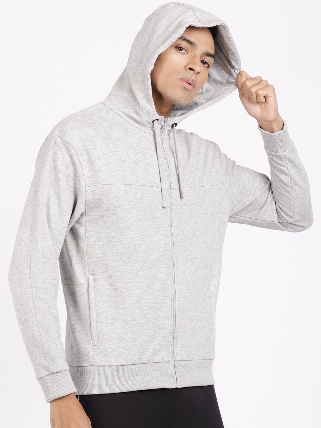  Head Men Grey Solid Hooded Sweatshirt