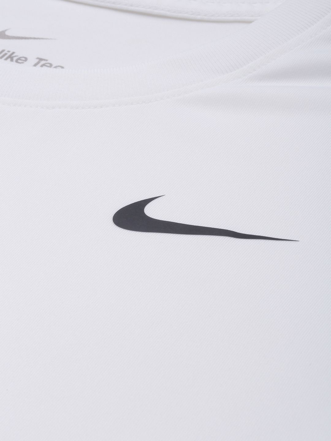  Nike Men White Brand Logo Detailed Solid Dri-FIT T-shirt