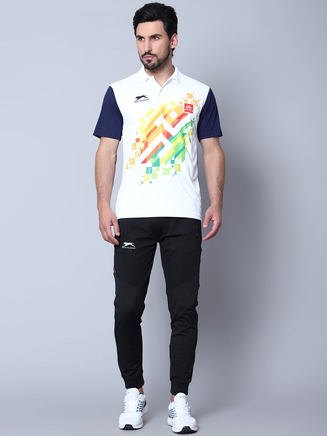  Shiv Naresh Men Mid Rise Joggers