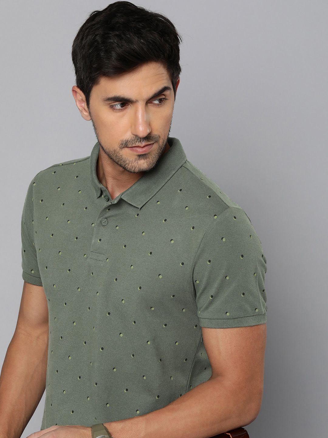  Levis Geometric Printed Polo Collar T-shirt