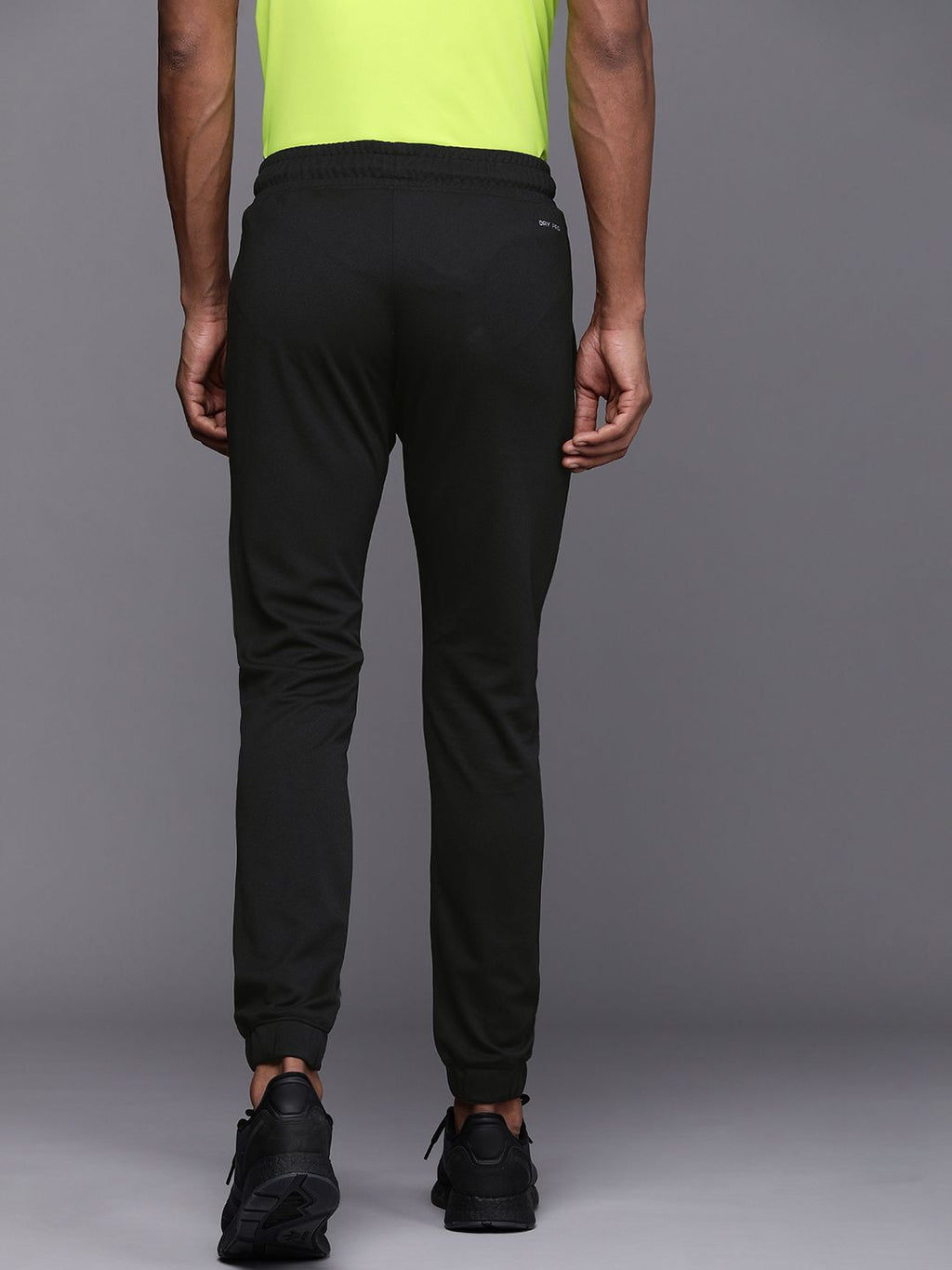  WROGN ACTIVE Men Black Slim Fit Joggers