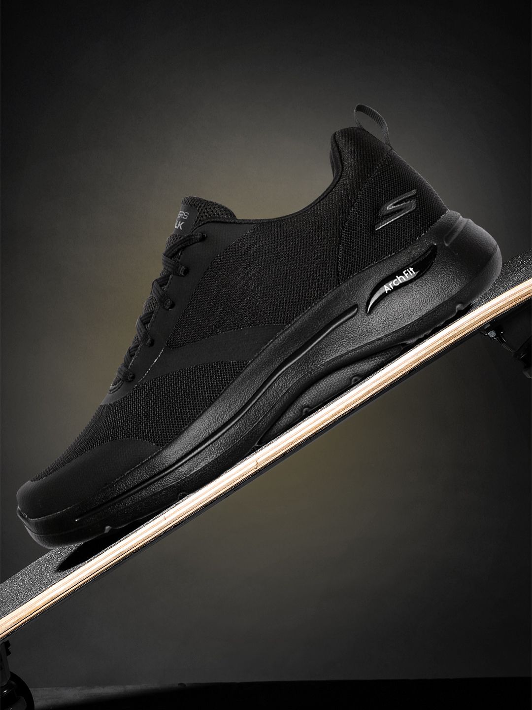 Skechers Men Black Go Walk Arch Fit - Sky Vault Walking Shoes