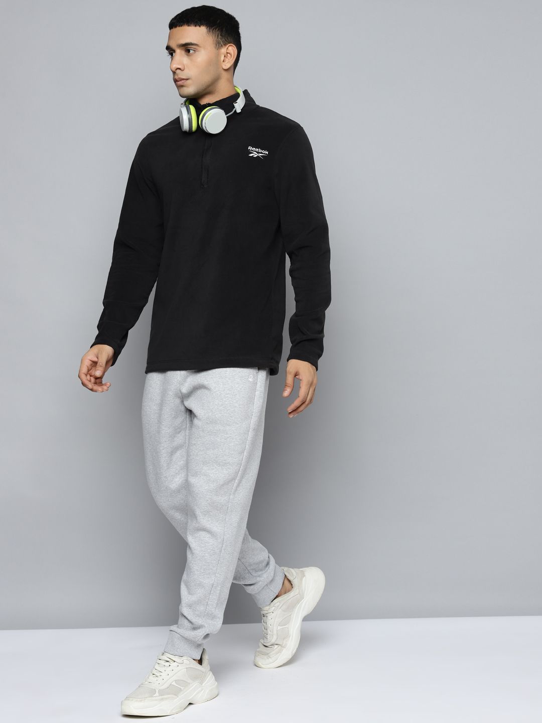  Reebok Men Black Solid Outerwear Quarter-Zip Sweatshirt