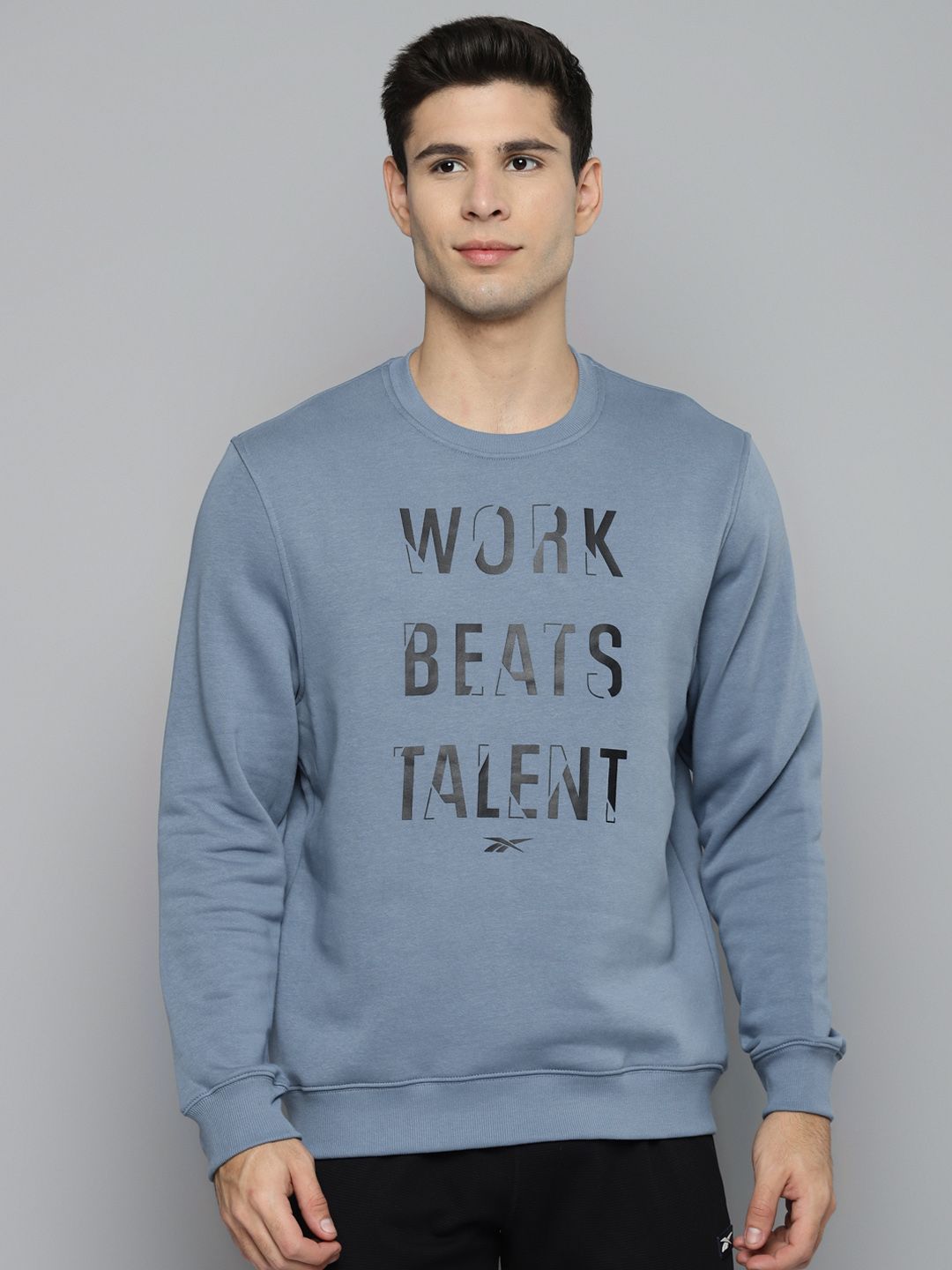  Reebok Men Blue Printed Performance Training Sweatshirt