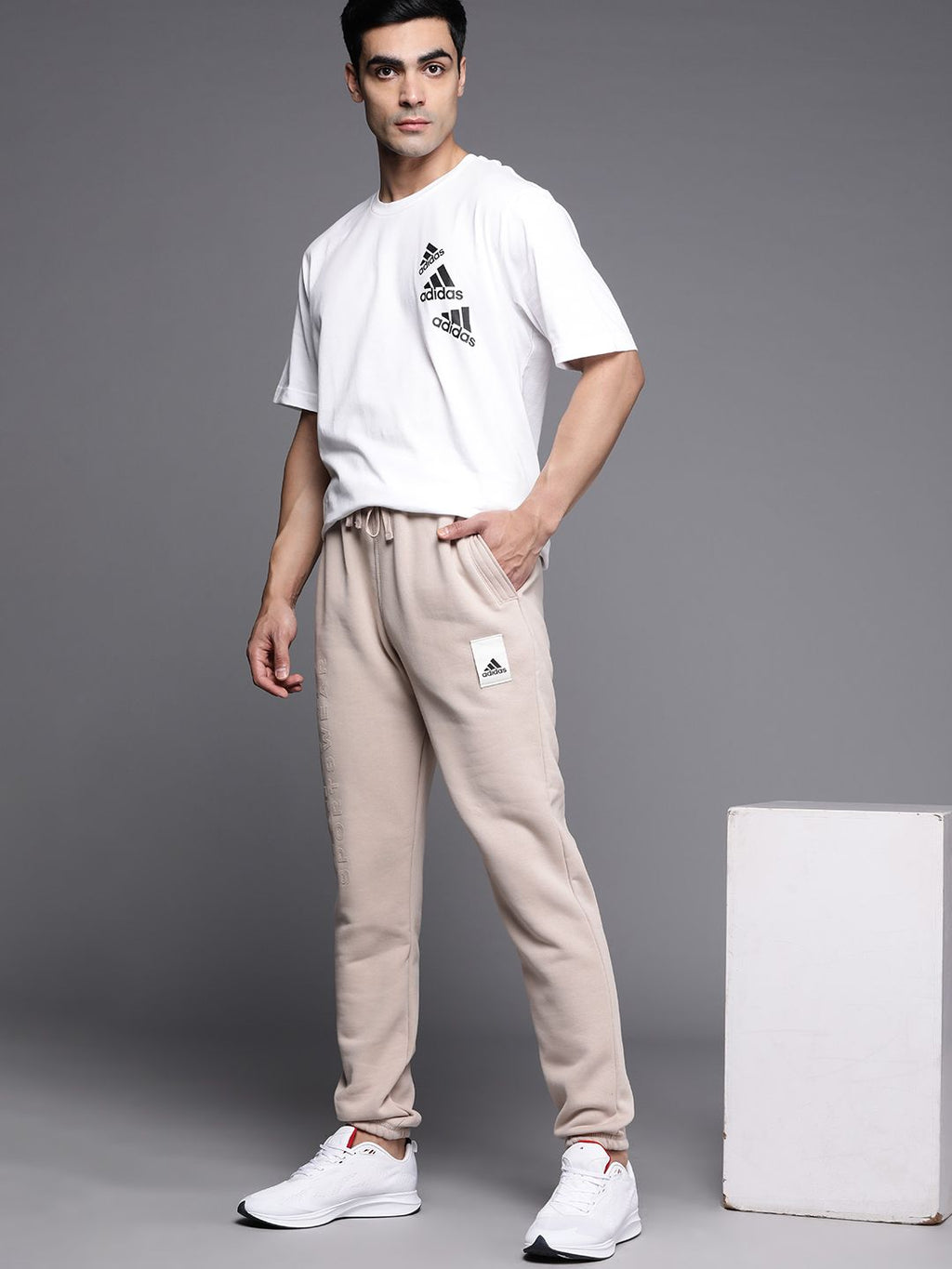  ADIDAS Men CAPS Joggers