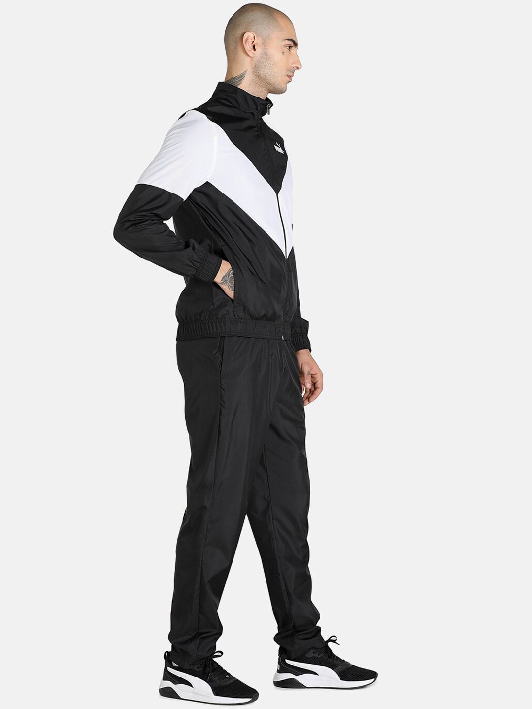  Puma Men Black & White Colourblocked Regular Fit Tracksuit