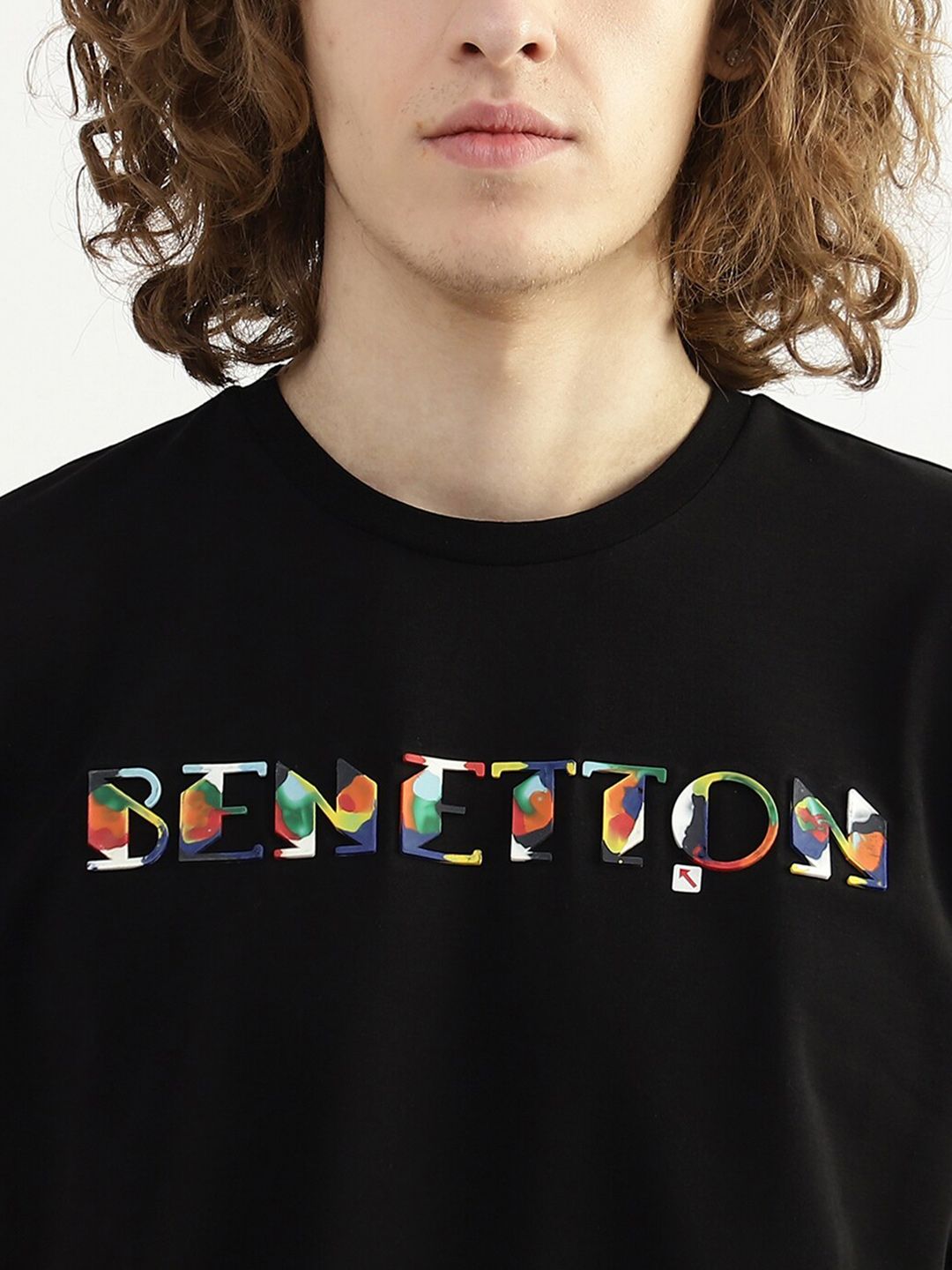  United Colors Of Benetton Men Typography Printed Cotton T-shirt