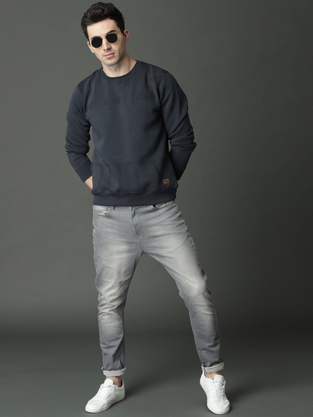  Roadster Men Navy Blue Printed Sweatshirt