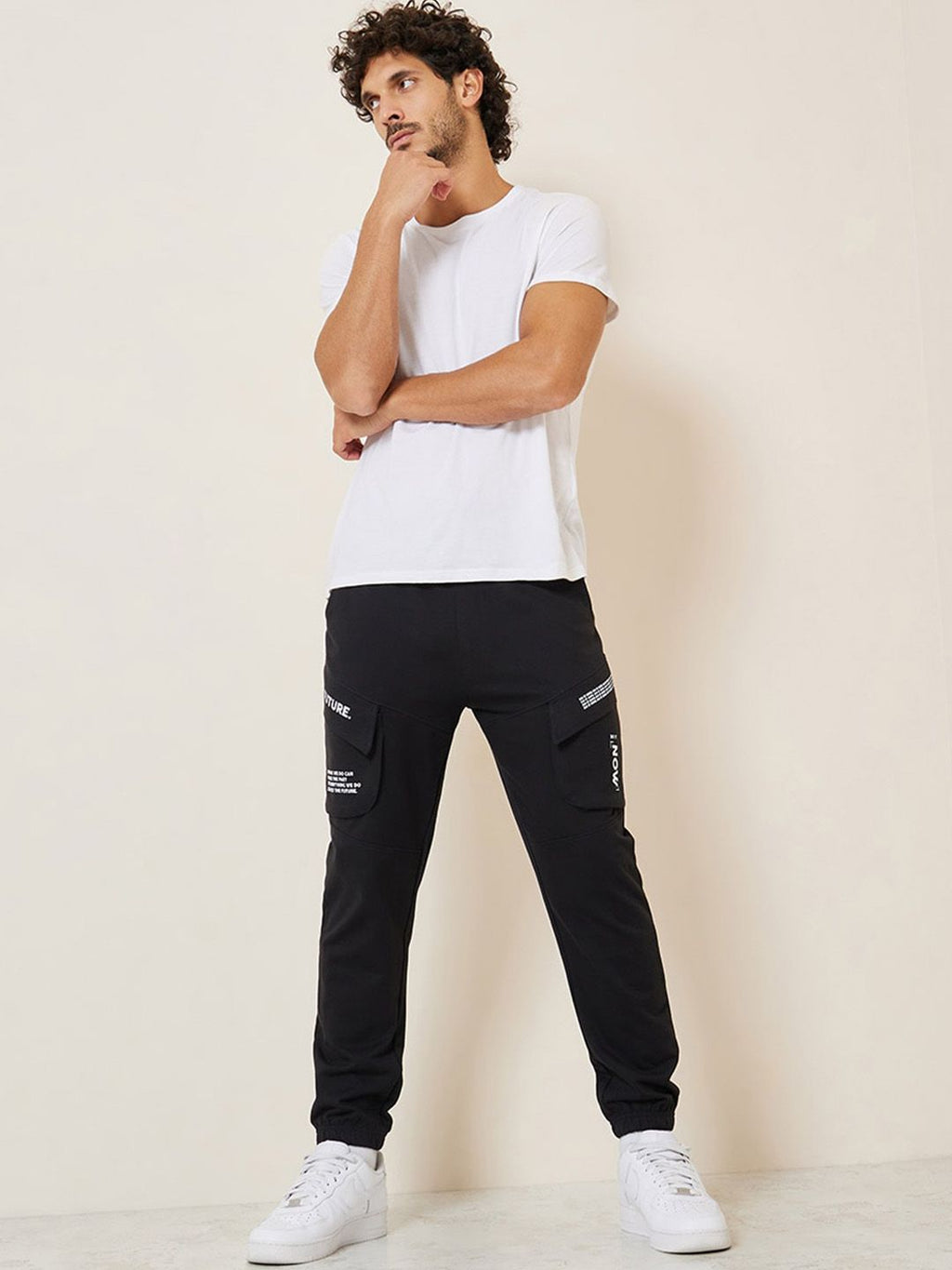  Styli Men Typography Slim Fit Cargo Pure Cotton Joggers