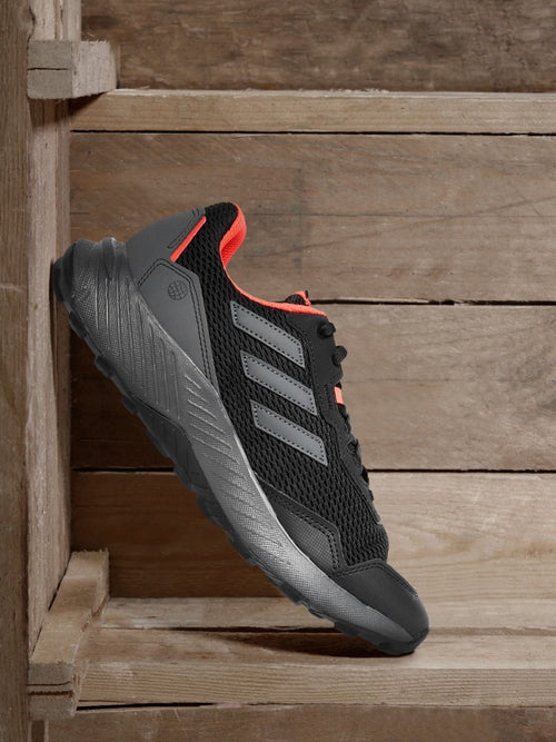 ADIDAS Men Black & Grey Woven Design Tracefinder Running Shoes