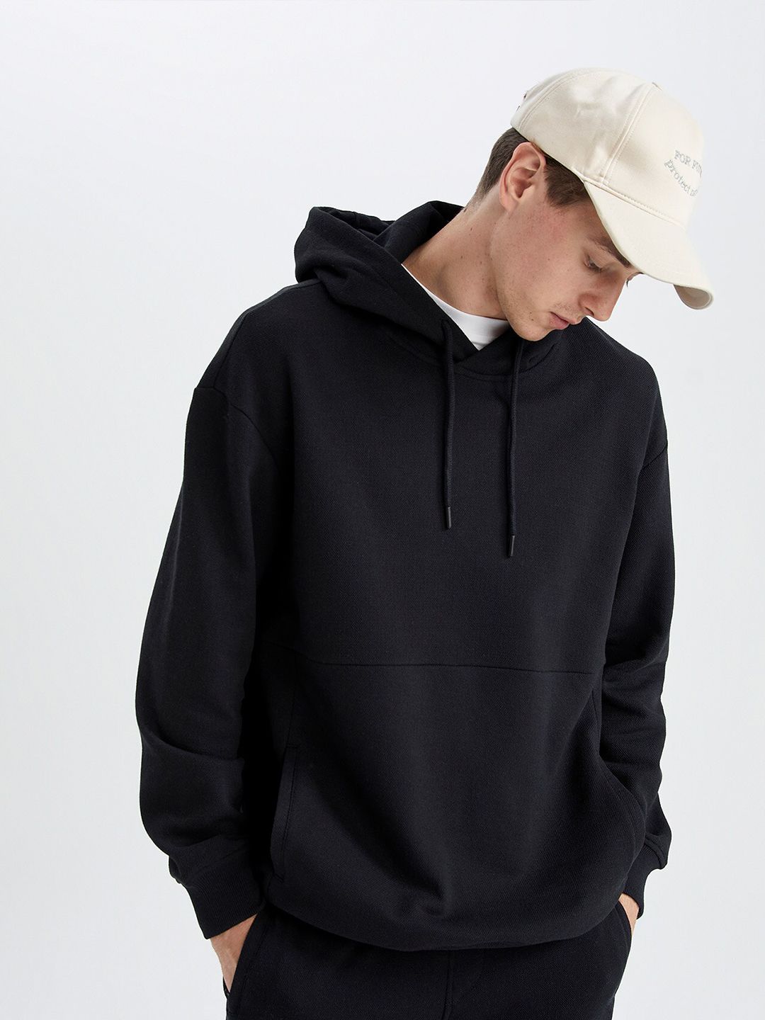  DeFacto Hooded Pullover Sweatshirt