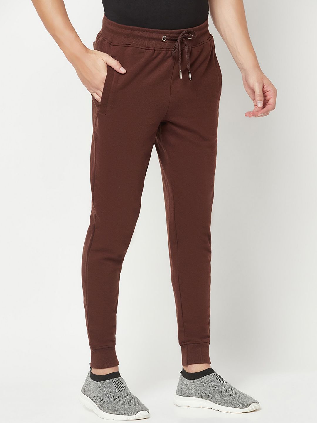  THE DAILY OUTFITS Men Slim Fit Pure Cotton Joggers