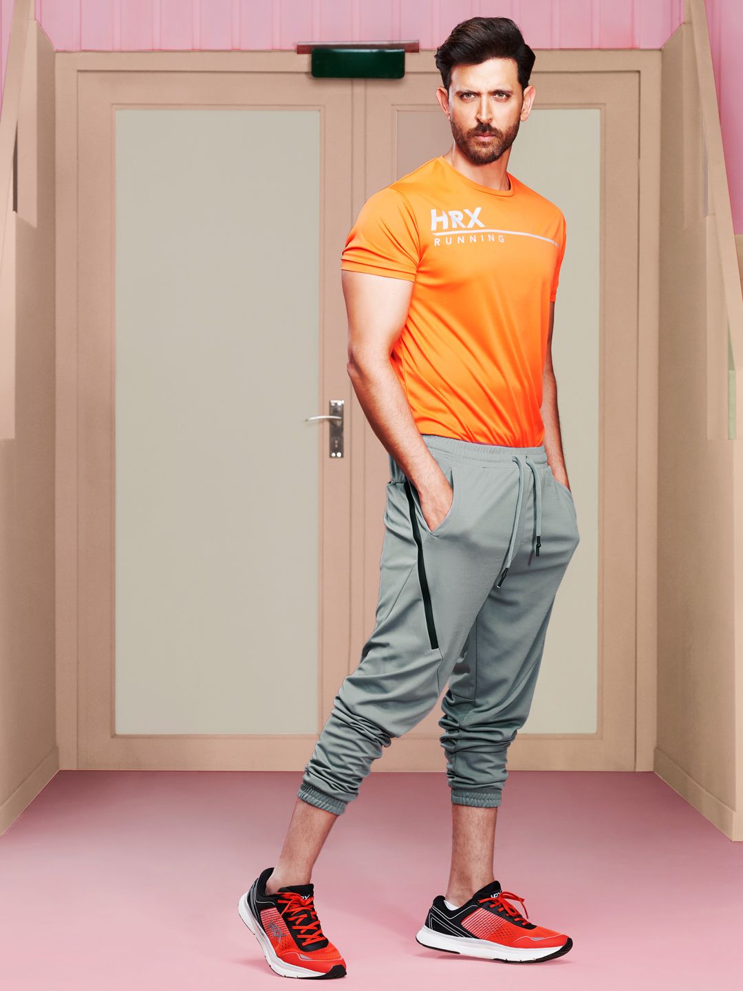  HRX By Hrithik Roshan Men Grey Solid Regular Fit Training Joggers